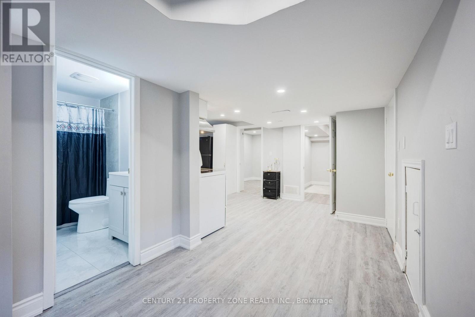 2 Cortez Court, Brampton, Ontario  L6X 3Z4 - Photo 33 - W12428434