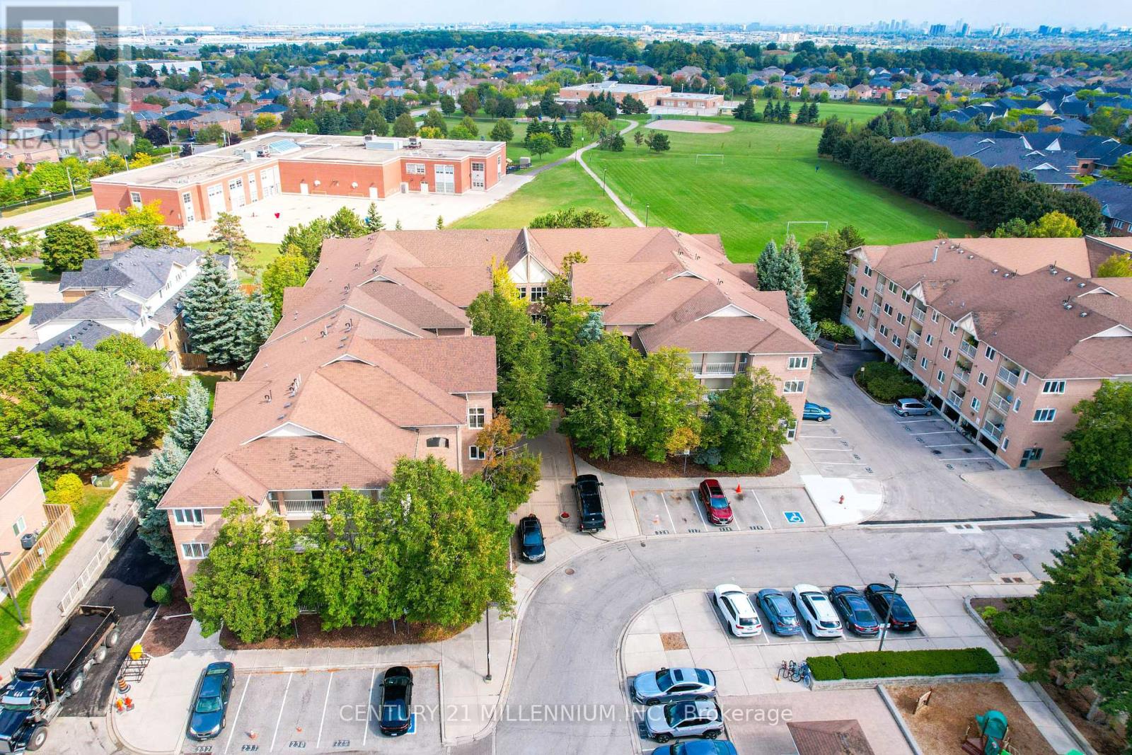 164 - 85 Bristol Road E, Mississauga, Ontario  L4Z 3P3 - Photo 3 - W12428440