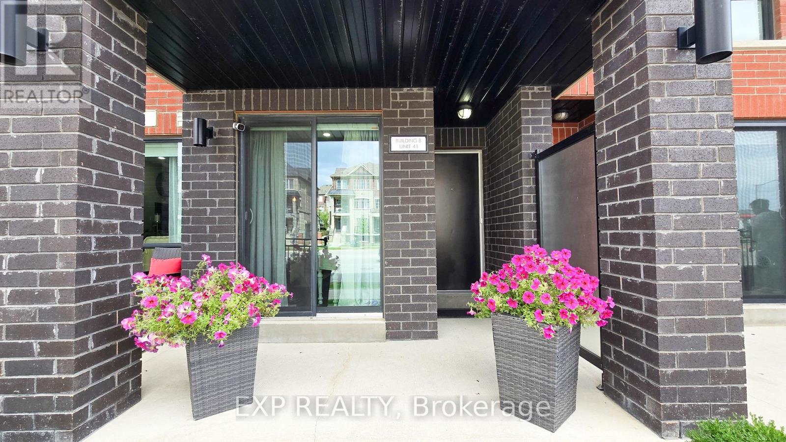 41 - 100 Dufay Road, Brampton, Ontario  L7A 4S3 - Photo 3 - W12428443