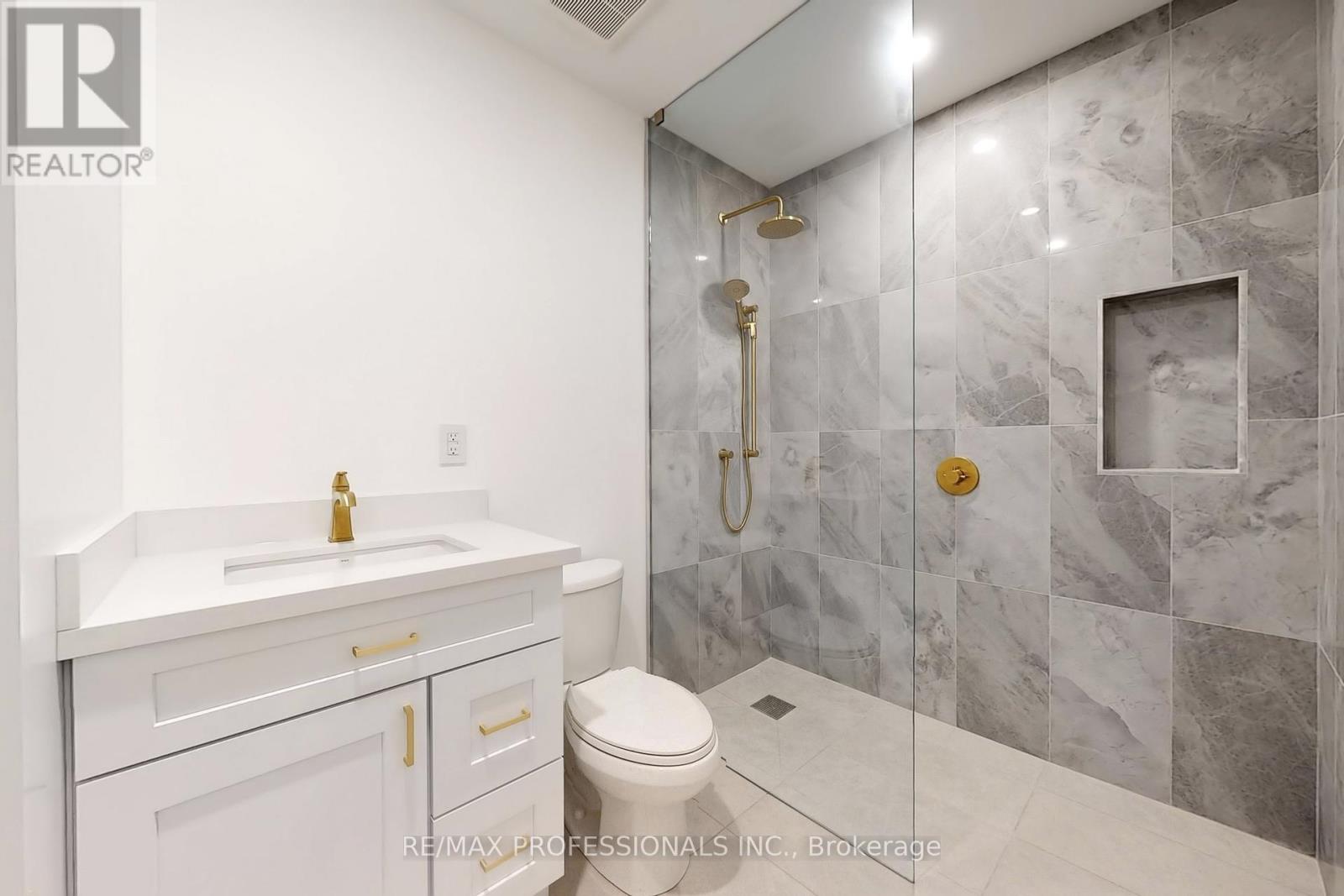 2615 Whaley Drive, Mississauga, Ontario  L5B 1X1 - Photo 29 - W12428460