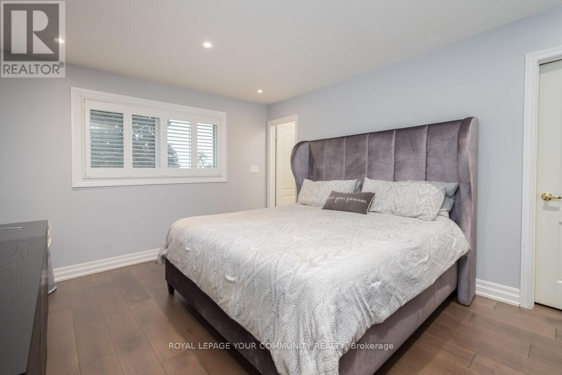 63 Rolling Hills Lane, Caledon, Ontario  L7E 1T8 - Photo 24 - W12428525