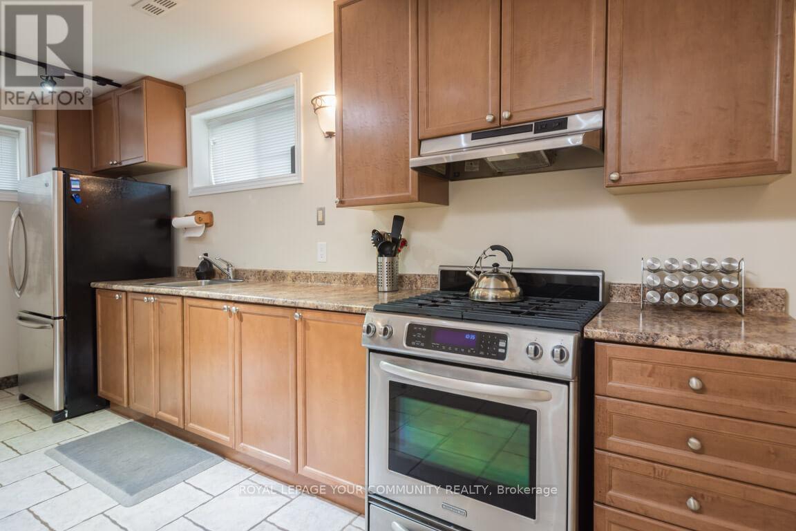 63 Rolling Hills Lane, Caledon, Ontario  L7E 1T8 - Photo 30 - W12428525