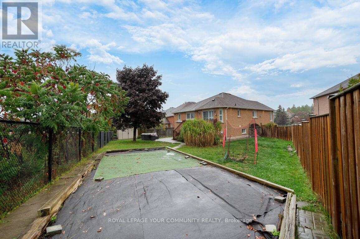 63 Rolling Hills Lane, Caledon, Ontario  L7E 1T8 - Photo 6 - W12428525