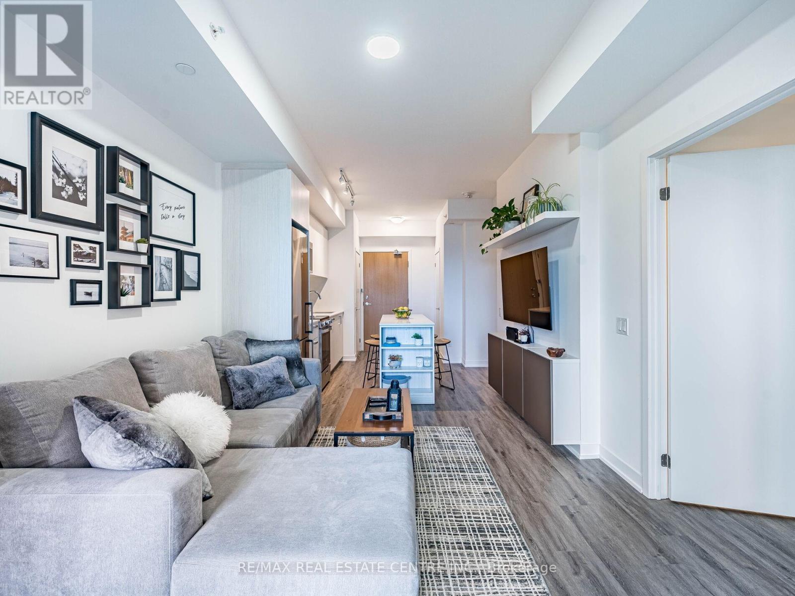 429 - 1787 St Clair Avenue W, Toronto, Ontario  M6N 0B7 - Photo 19 - W12428534