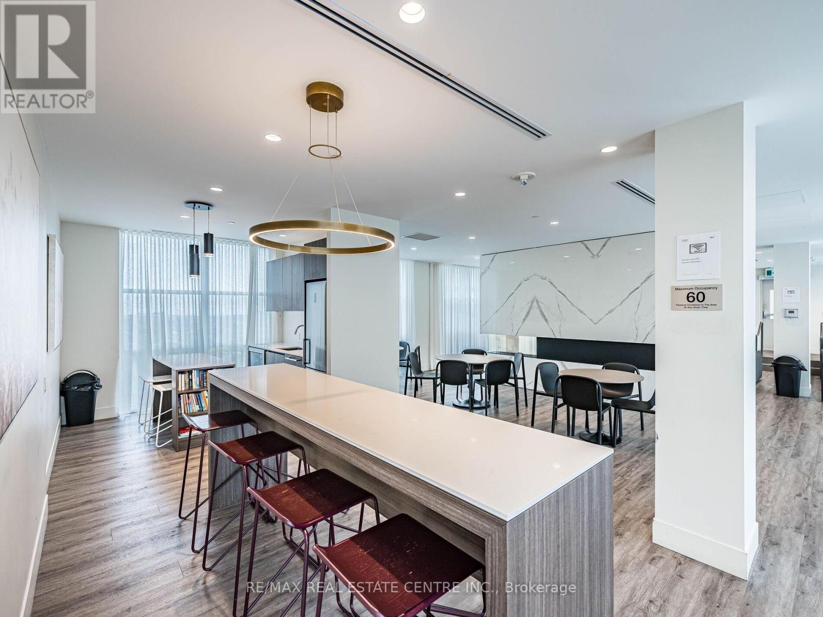 429 - 1787 St Clair Avenue W, Toronto, Ontario  M6N 0B7 - Photo 32 - W12428534