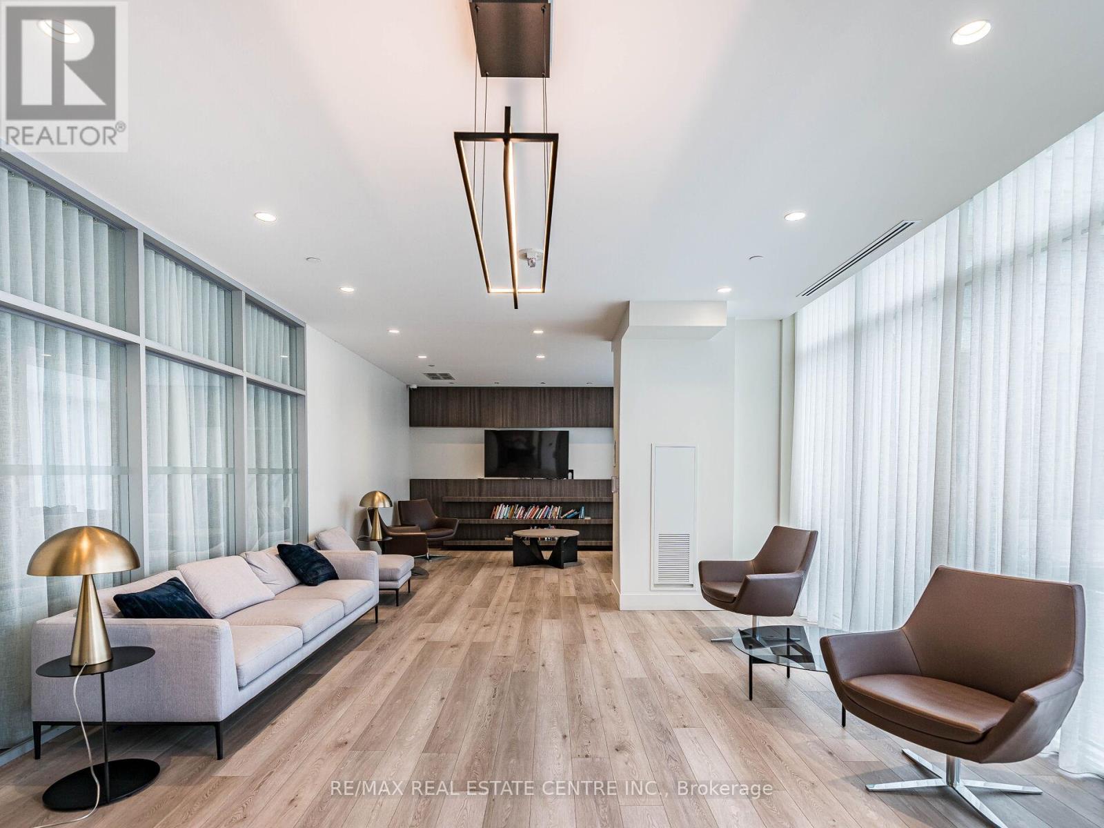 429 - 1787 St Clair Avenue W, Toronto, Ontario  M6N 0B7 - Photo 37 - W12428534