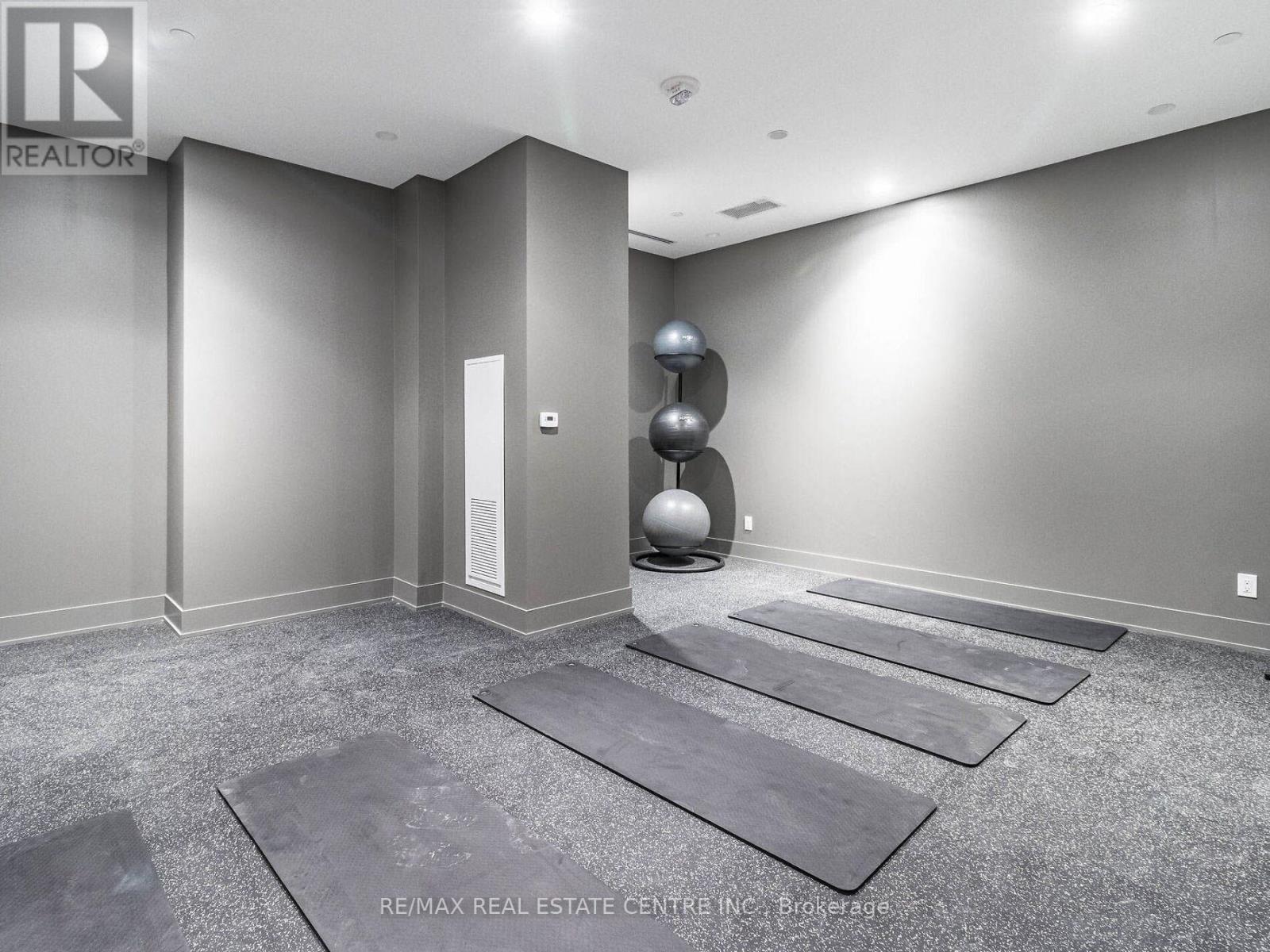 429 - 1787 St Clair Avenue W, Toronto, Ontario  M6N 0B7 - Photo 43 - W12428534