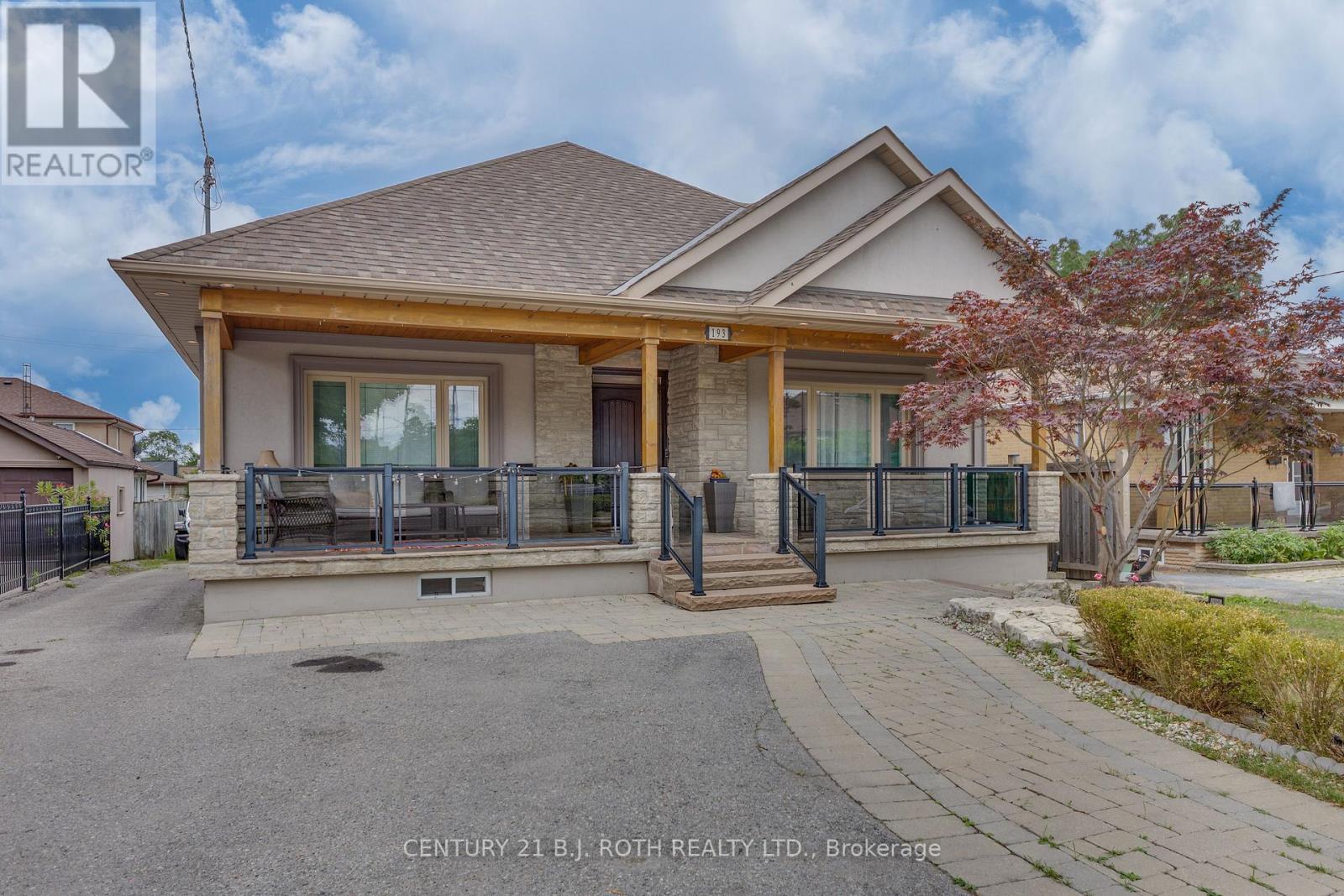 193 Epsom Downs Drive, Toronto, Ontario  M3M 1S8 - Photo 1 - W12428543