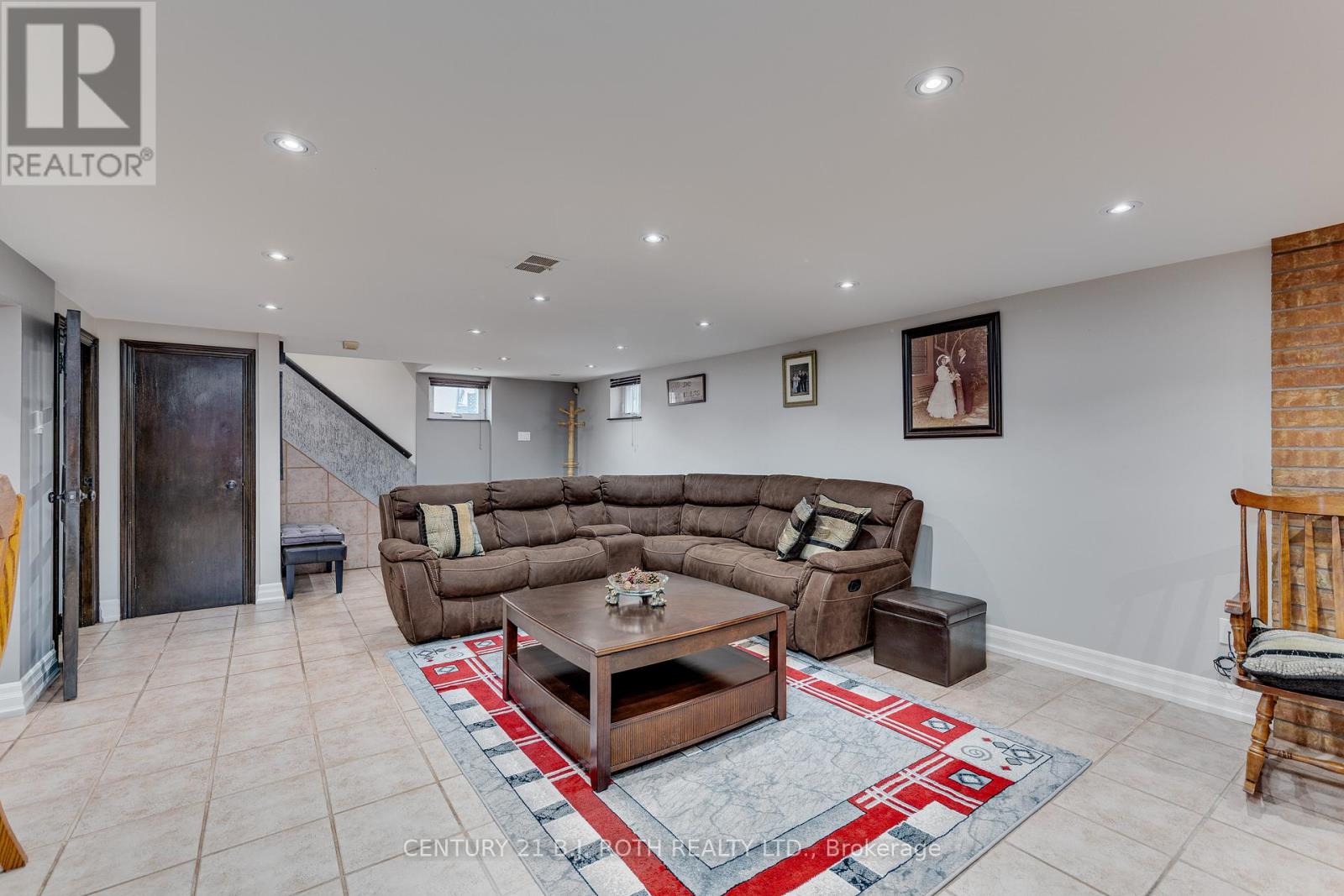 193 Epsom Downs Drive, Toronto, Ontario  M3M 1S8 - Photo 35 - W12428543