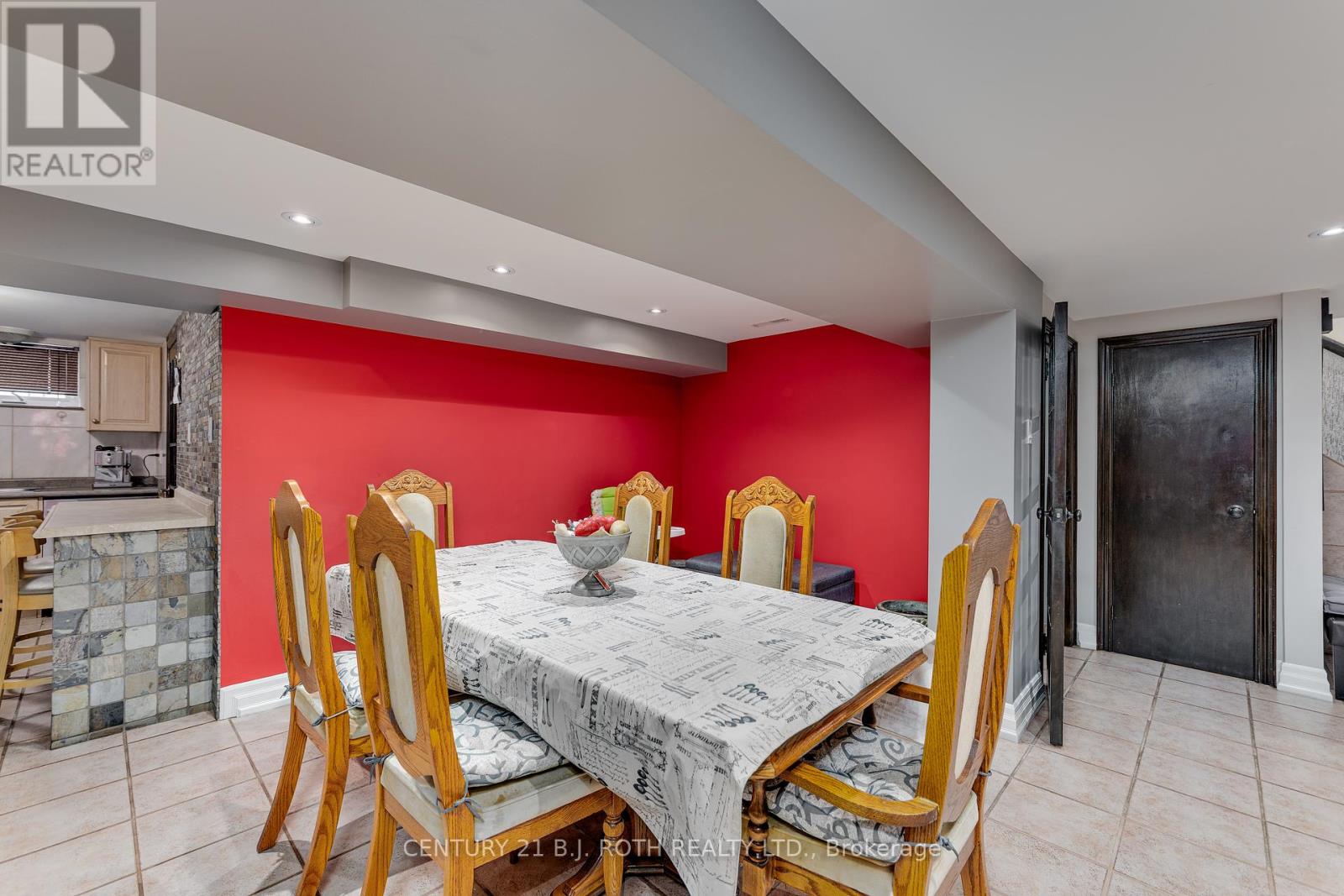 193 Epsom Downs Drive, Toronto, Ontario  M3M 1S8 - Photo 36 - W12428543