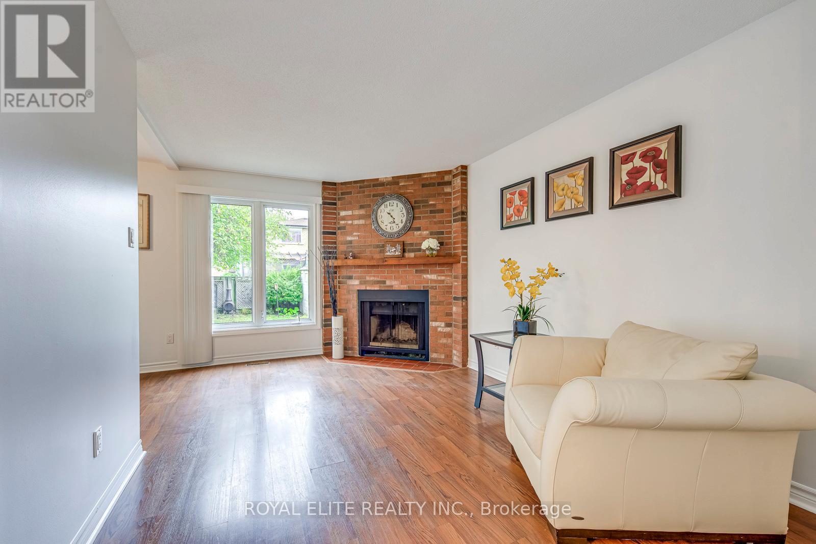 6951 Harris Road, Mississauga, Ontario  L5N 4Y9 - Photo 11 - W12428574