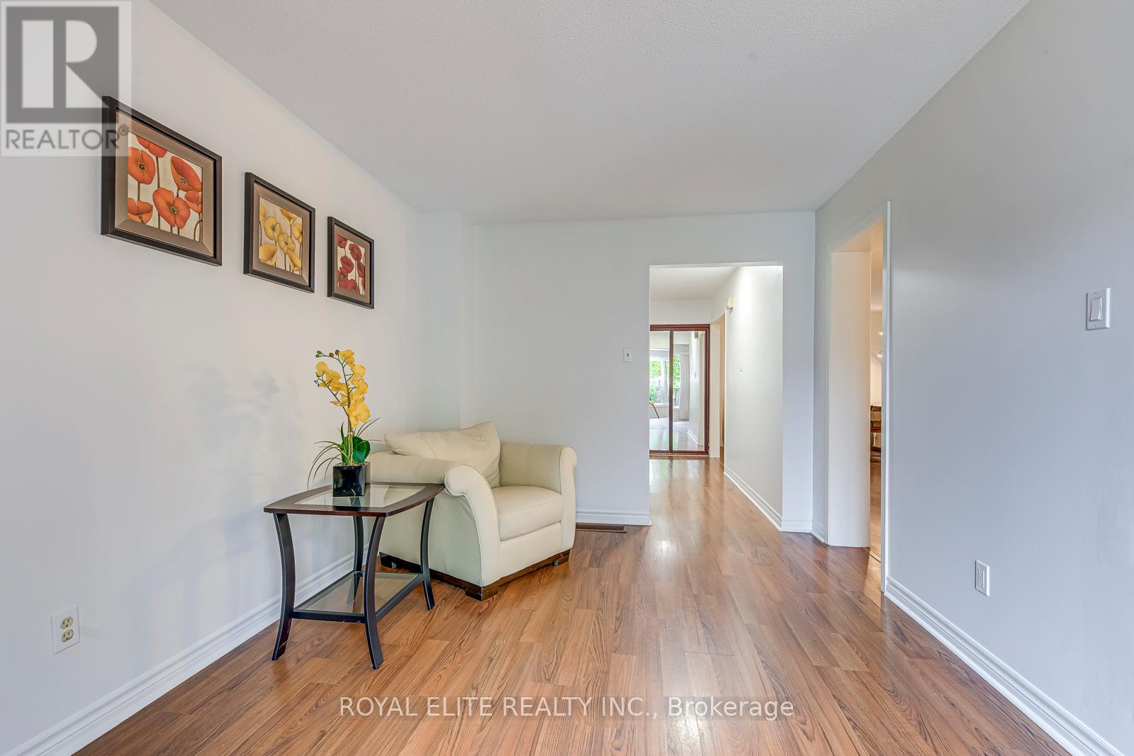 6951 Harris Road, Mississauga, Ontario  L5N 4Y9 - Photo 14 - W12428574