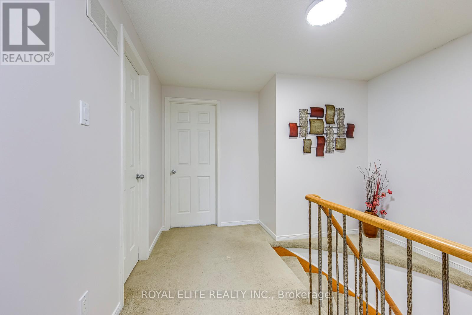 6951 Harris Road, Mississauga, Ontario  L5N 4Y9 - Photo 19 - W12428574