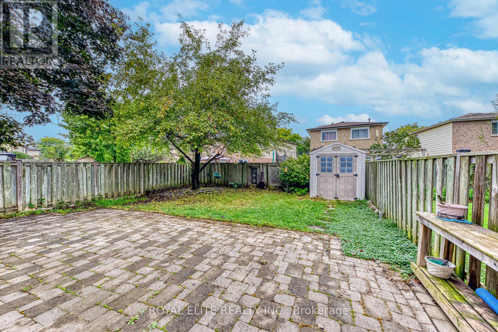 6951 Harris Road, Mississauga, Ontario  L5N 4Y9 - Photo 42 - W12428574