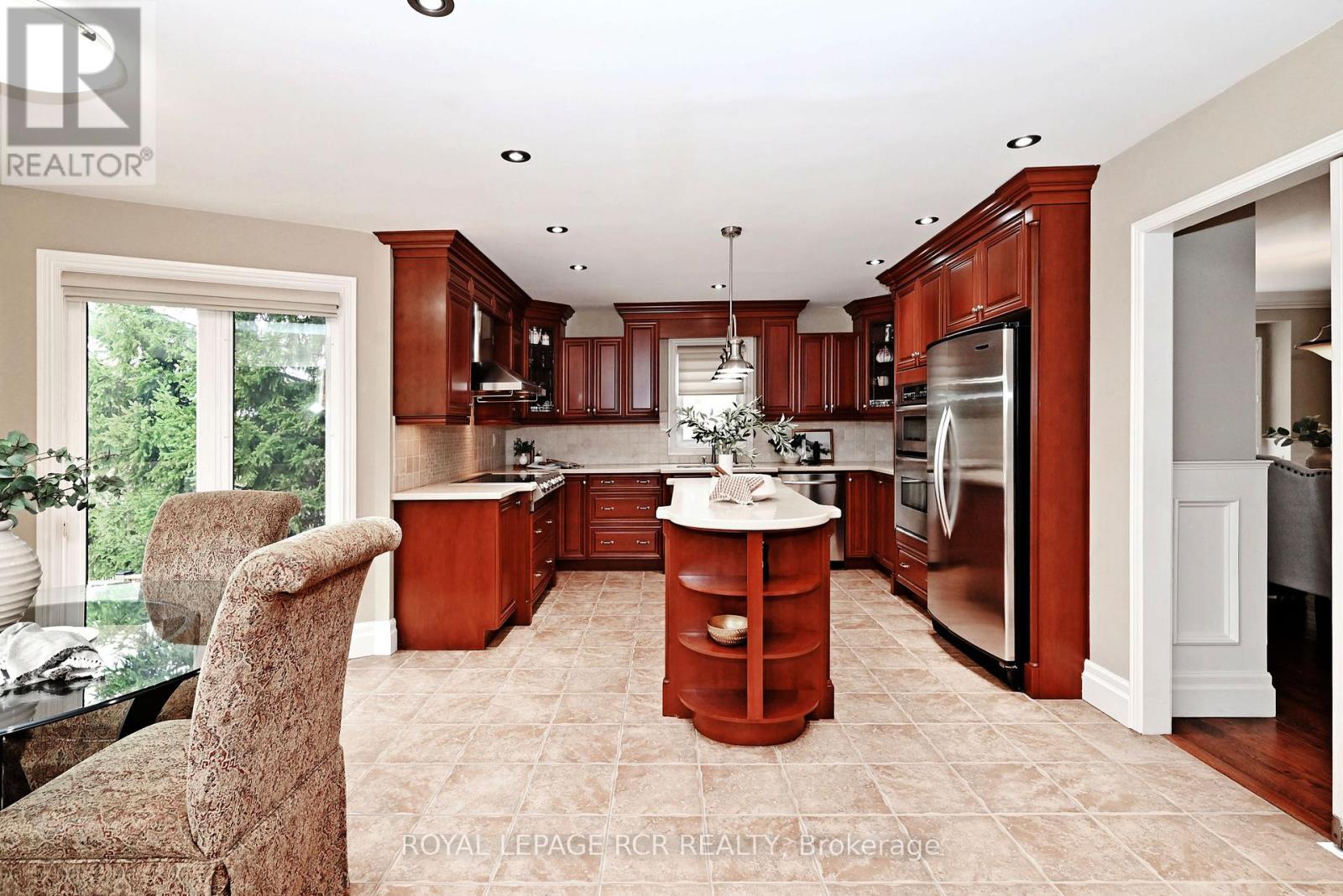 80 Cranberry Lane, Aurora, Ontario  L4G 5Z1 - Photo 16 - N12428249
