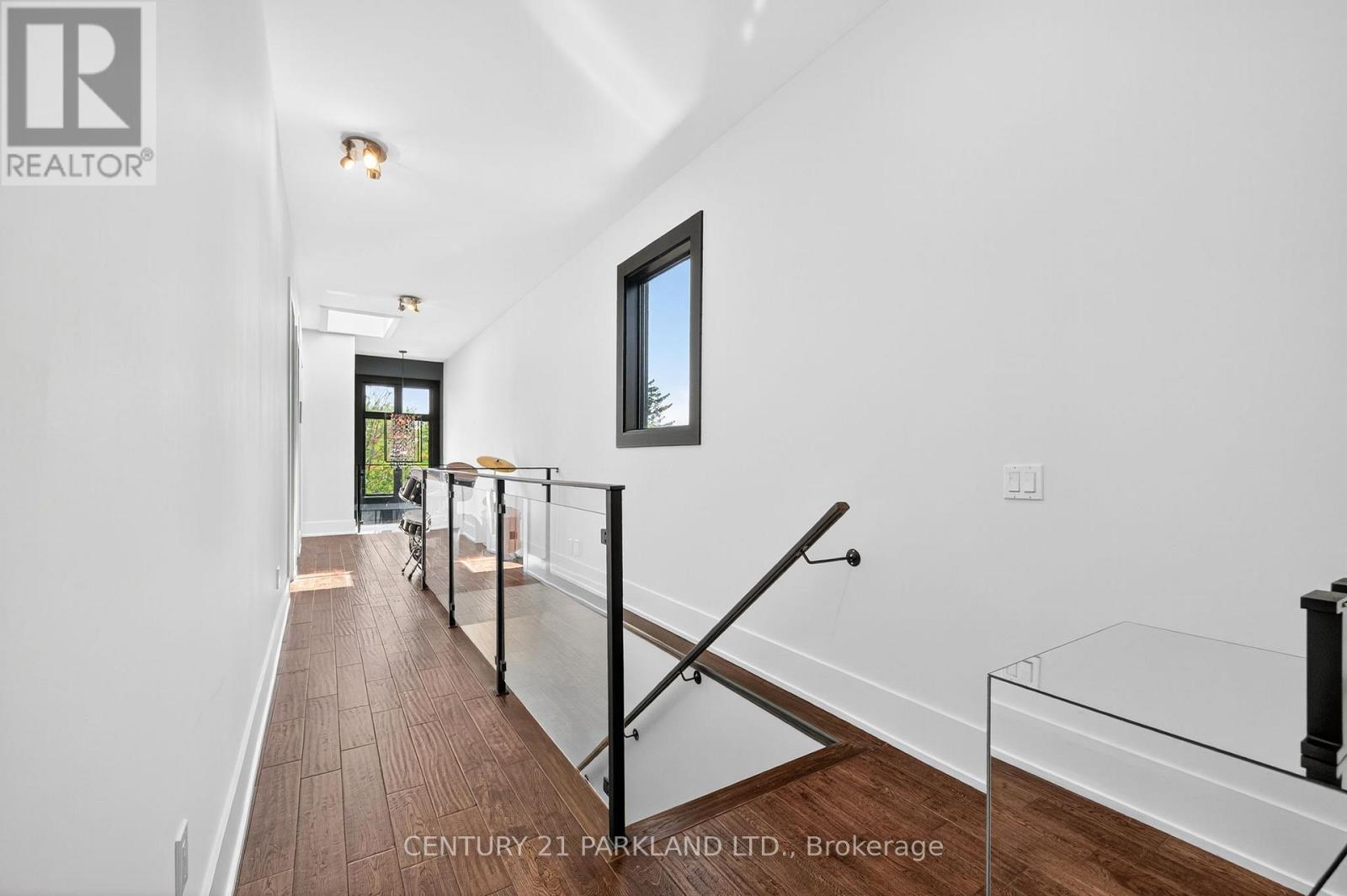 10 Rexford Road, Toronto, Ontario  M6S 2M3 - Photo 26 - W12427805