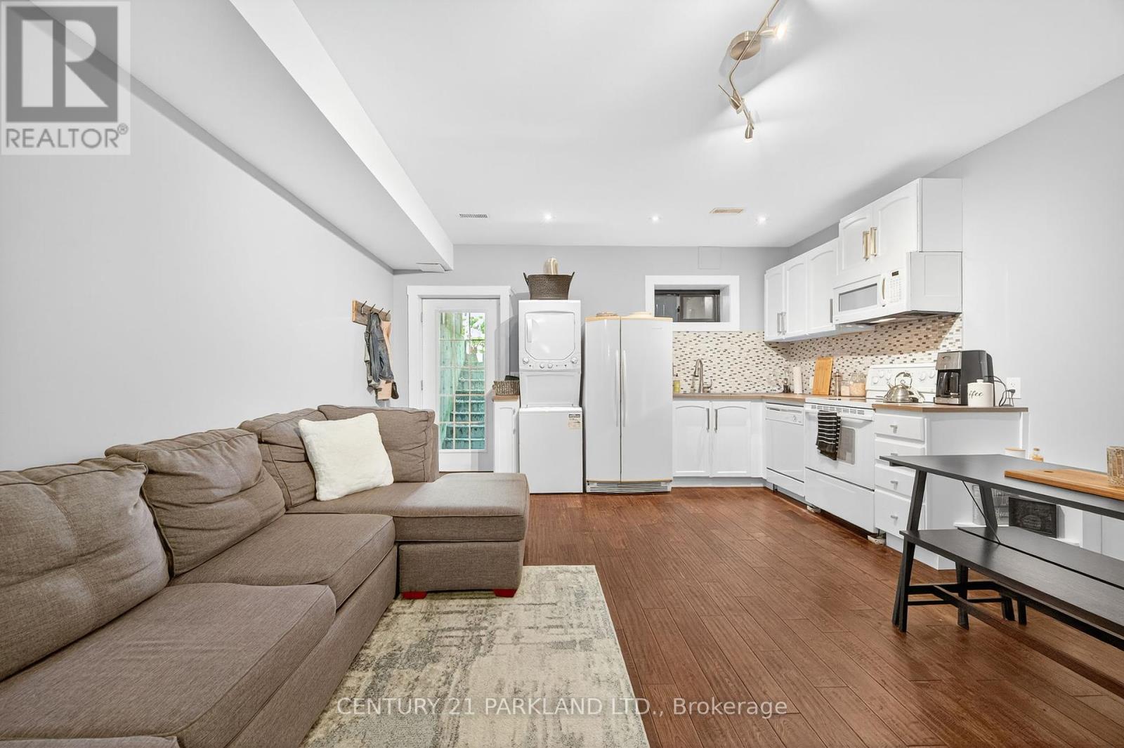 10 Rexford Road, Toronto, Ontario  M6S 2M3 - Photo 29 - W12427805