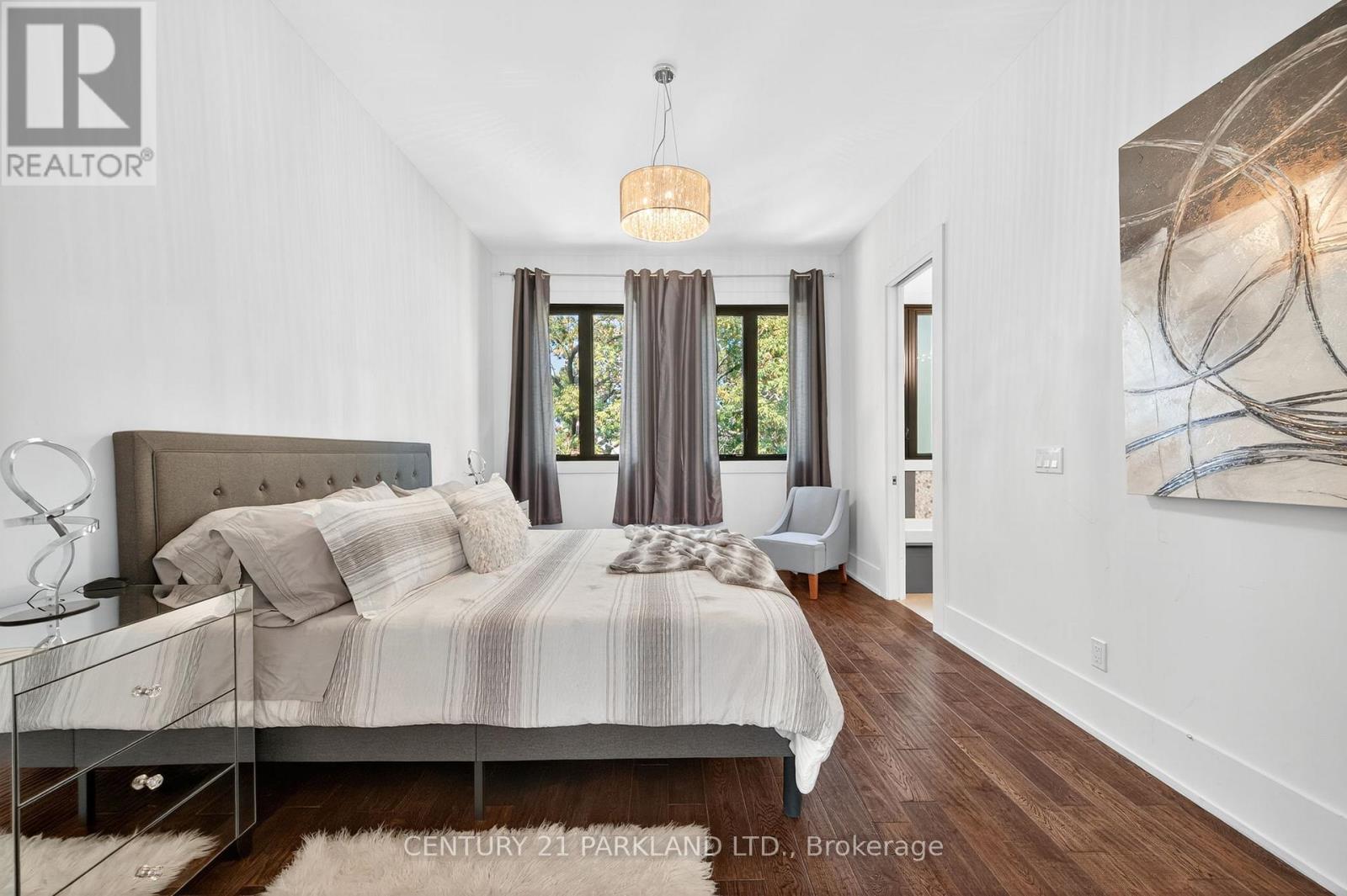 10 Rexford Road, Toronto, Ontario  M6S 2M3 - Photo 20 - W12427805