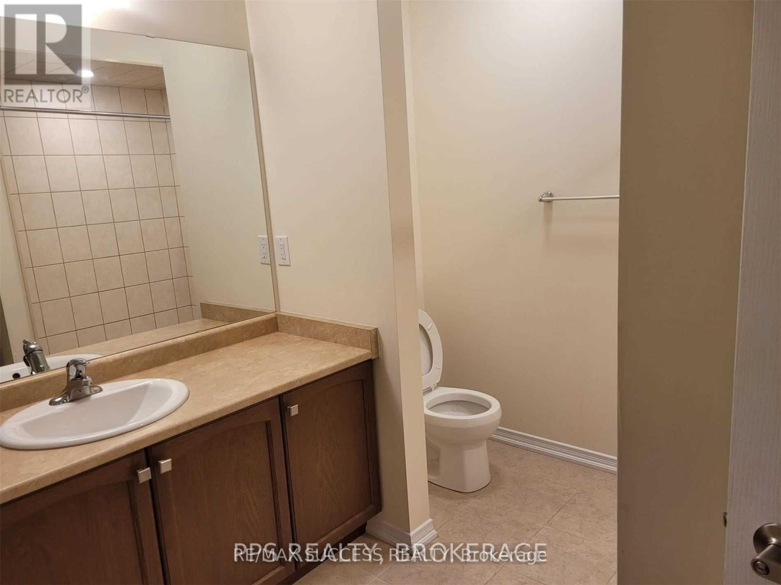 7916 Odell Crescent, Niagara Falls, Ontario  L2H 3R6 - Photo 26 - X12428451
