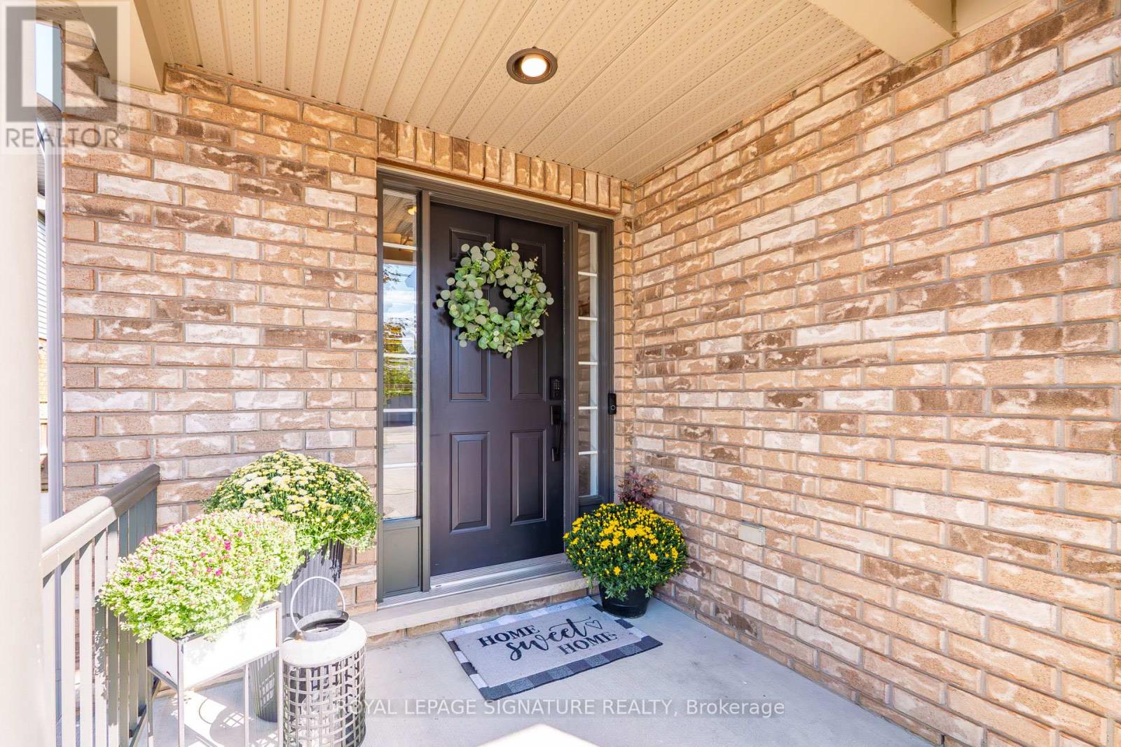 80 Skipton Crescent, Cambridge, Ontario  N3C 4P2 - Photo 2 - X12428455