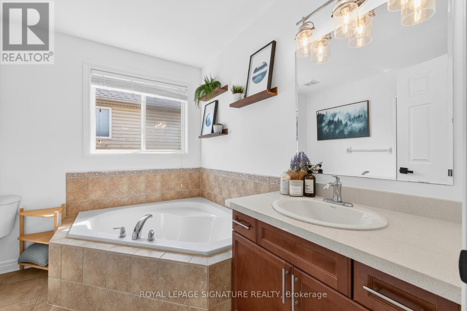 80 Skipton Crescent, Cambridge, Ontario  N3C 4P2 - Photo 23 - X12428455