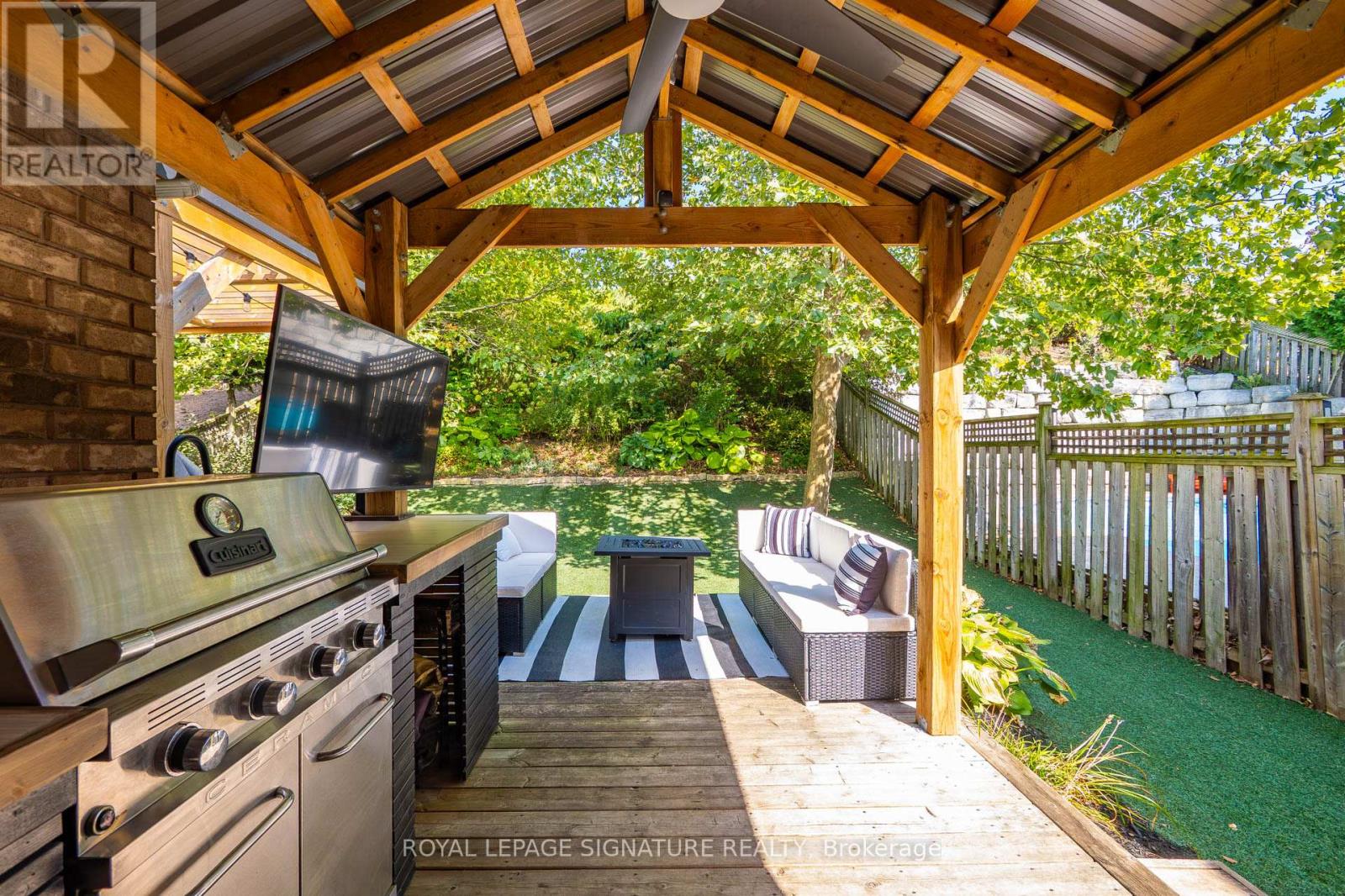 80 Skipton Crescent, Cambridge, Ontario  N3C 4P2 - Photo 40 - X12428455