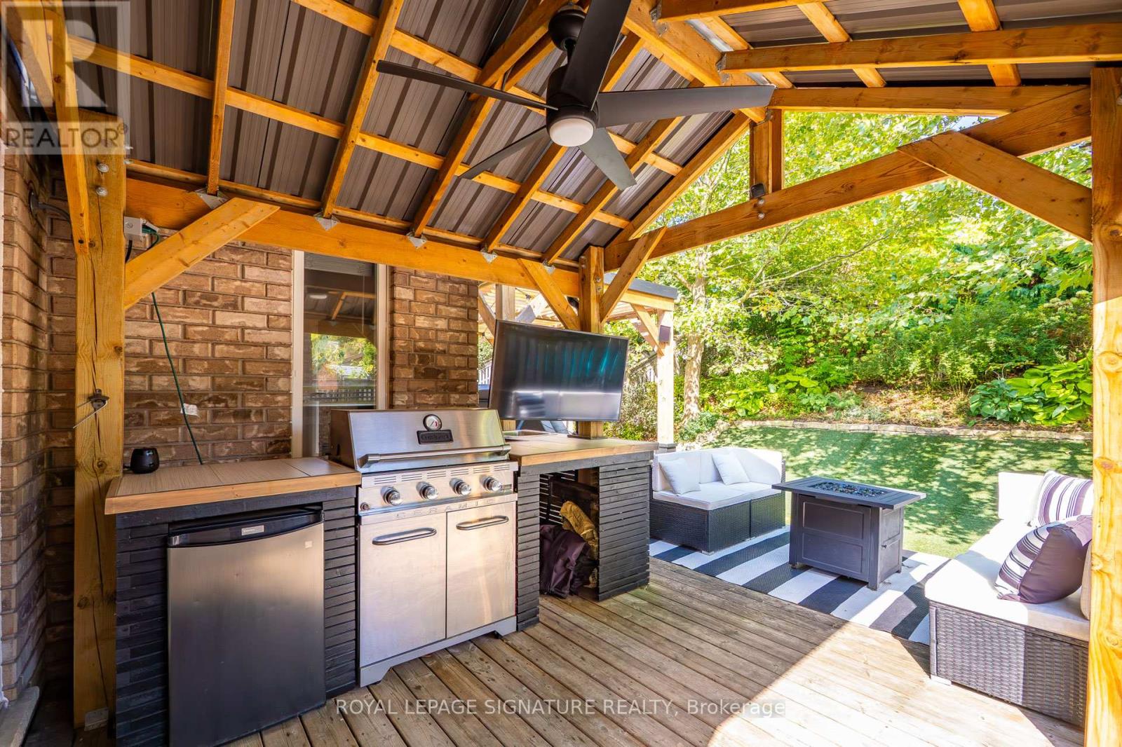 80 Skipton Crescent, Cambridge, Ontario  N3C 4P2 - Photo 41 - X12428455