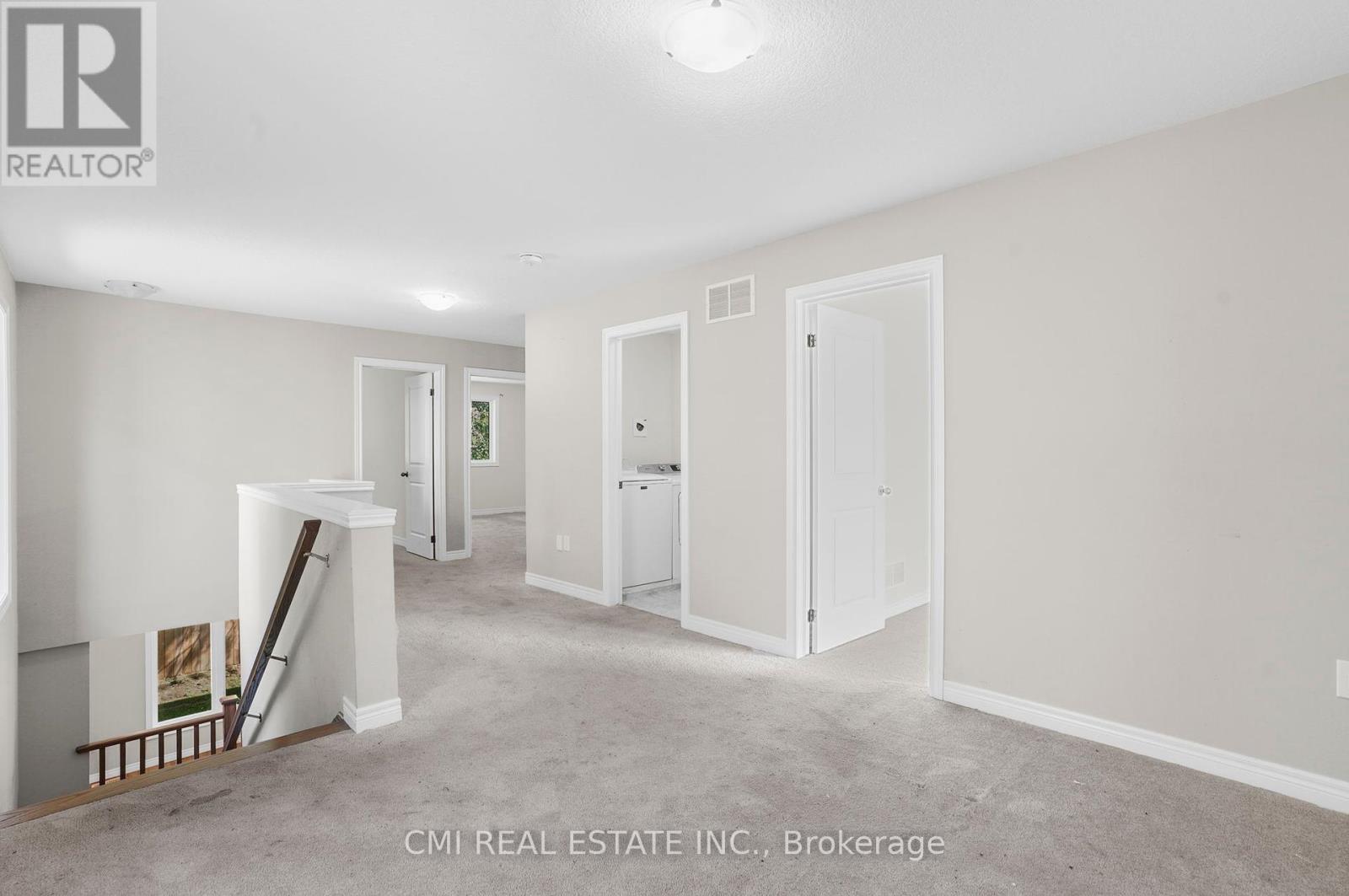 32 Alayche Trail, Welland, Ontario  L3C 0J7 - Photo 13 - X12428461