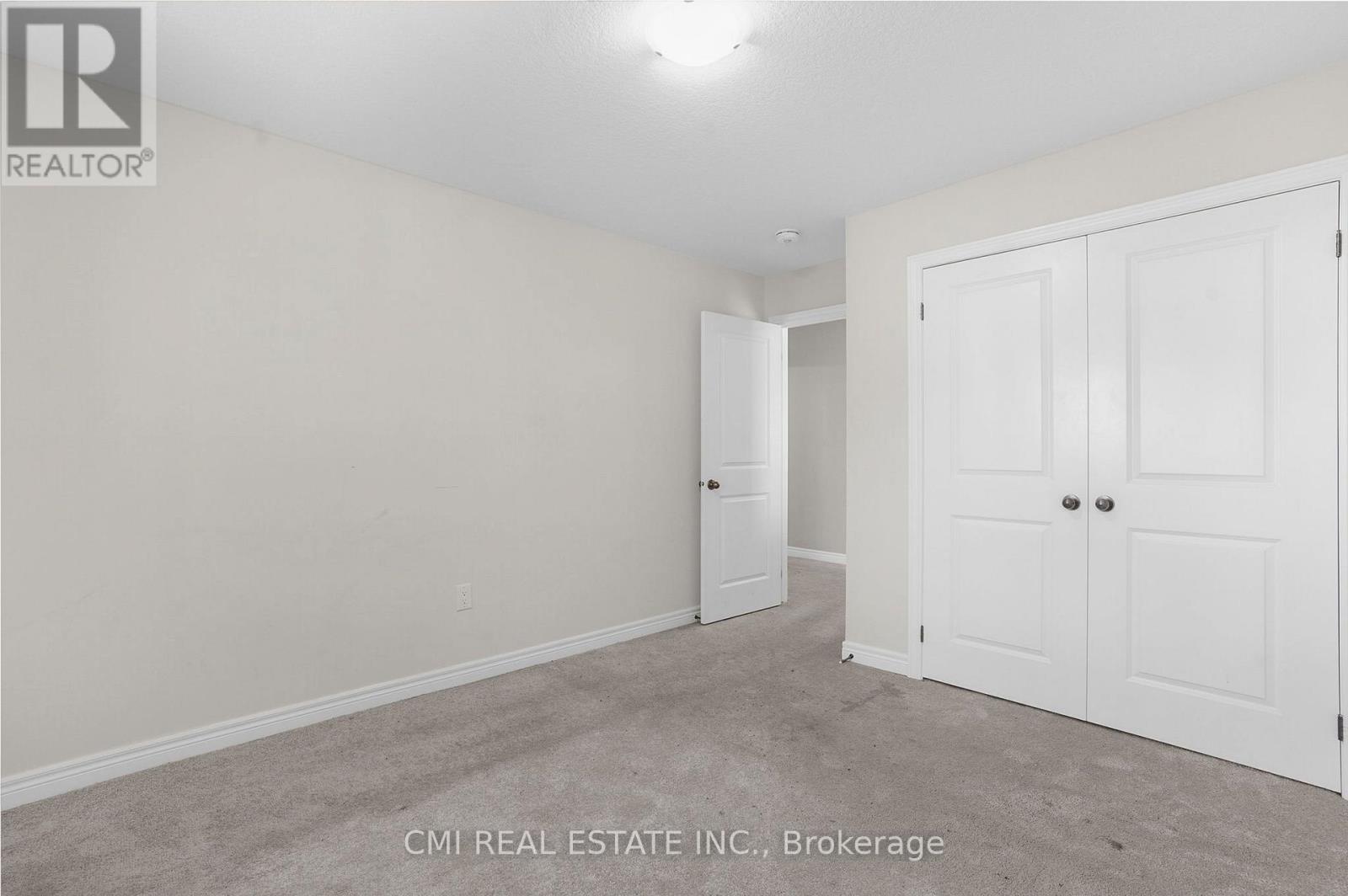 32 Alayche Trail, Welland, Ontario  L3C 0J7 - Photo 28 - X12428461