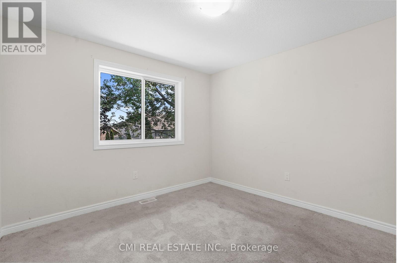 32 Alayche Trail, Welland, Ontario  L3C 0J7 - Photo 30 - X12428461