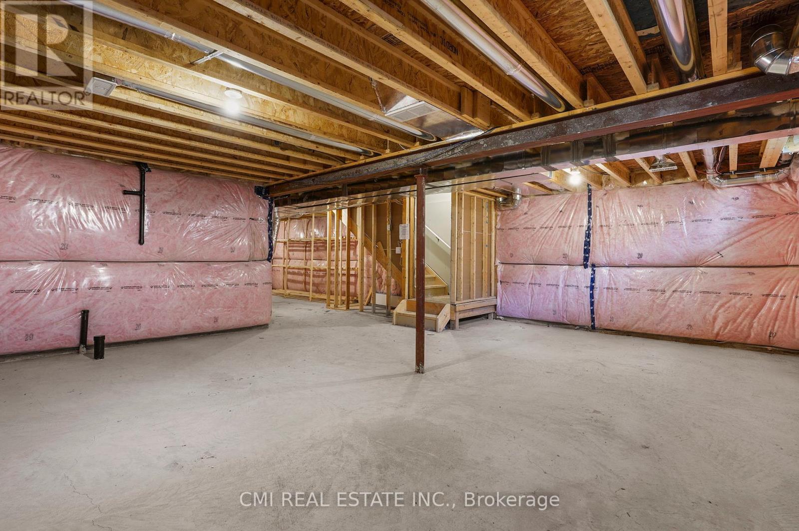 32 Alayche Trail, Welland, Ontario  L3C 0J7 - Photo 34 - X12428461