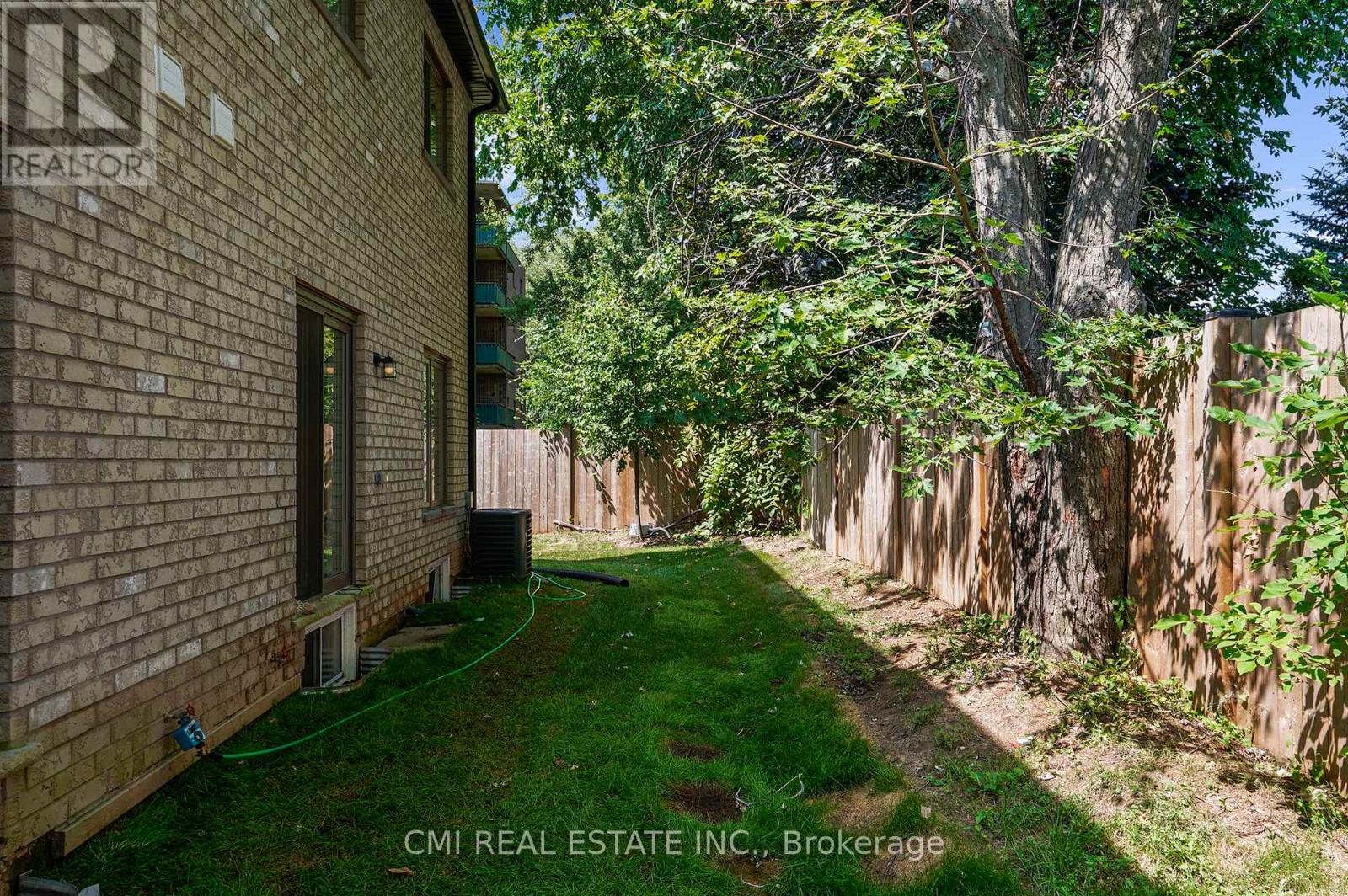 32 Alayche Trail, Welland, Ontario  L3C 0J7 - Photo 39 - X12428461