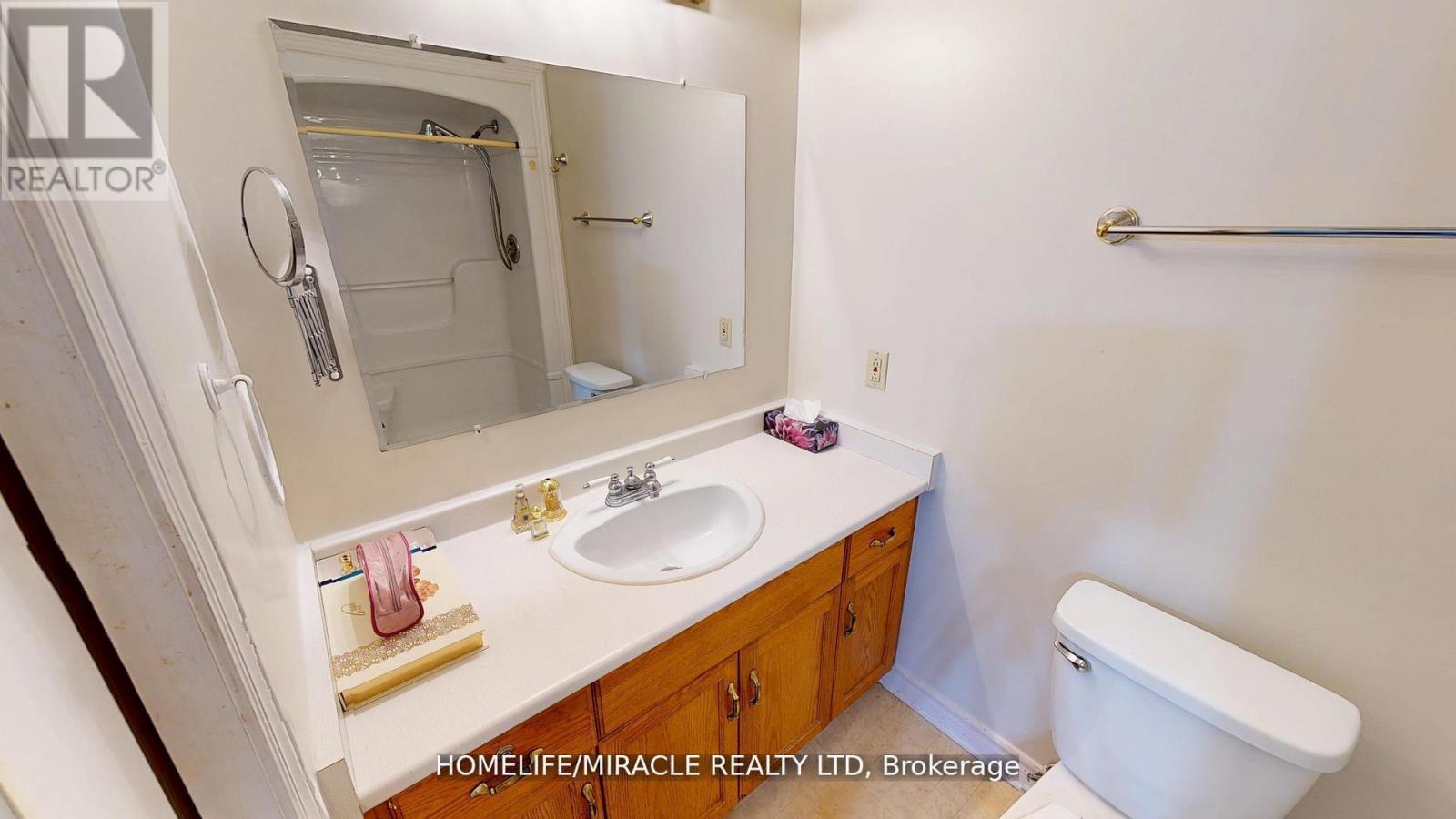 16 Goodwillie Drive, Welland, Ontario  L3C 7C4 - Photo 20 - X12428465