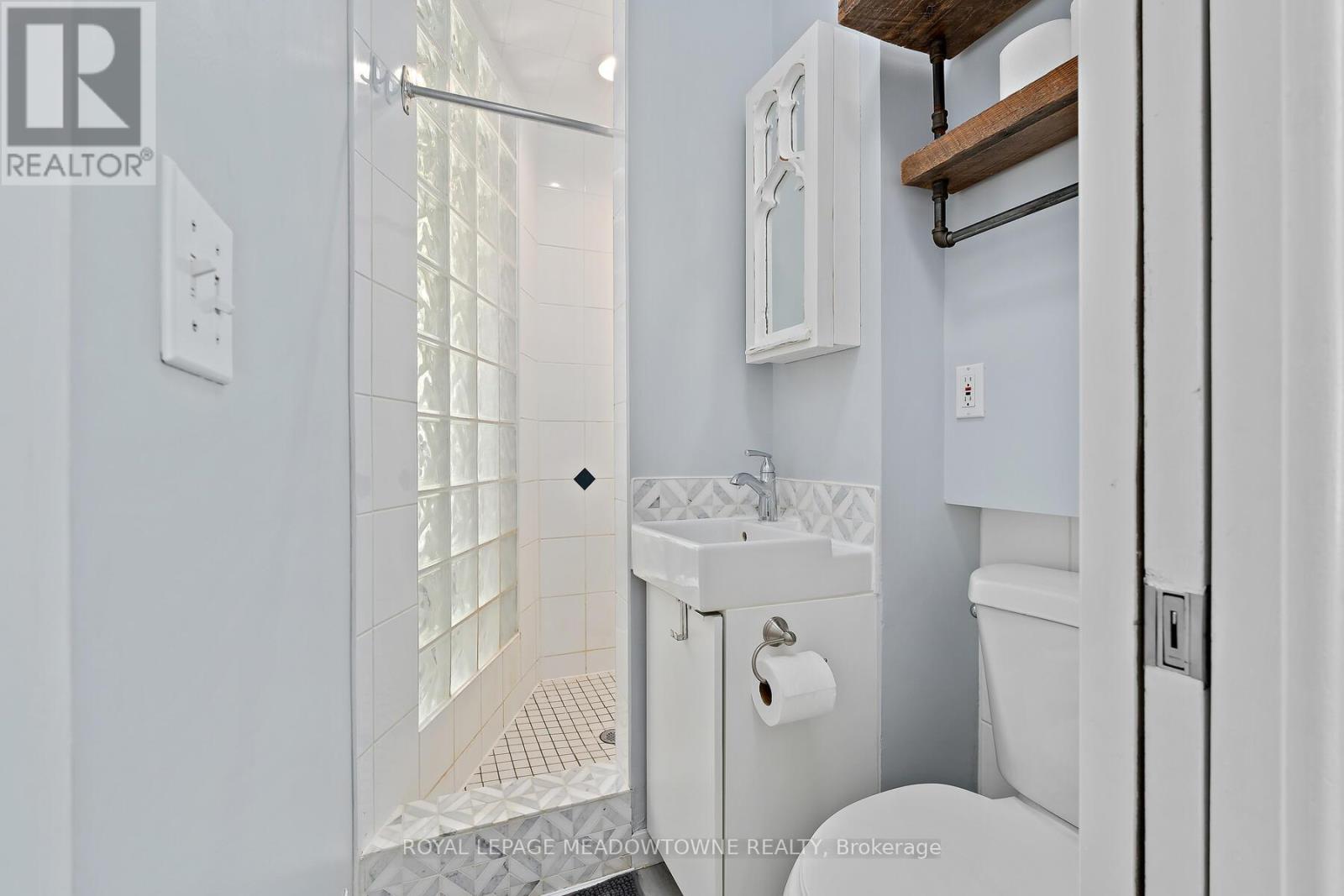 14 Verney Street, Guelph, Ontario  N1H 1N4 - Photo 18 - X12428516