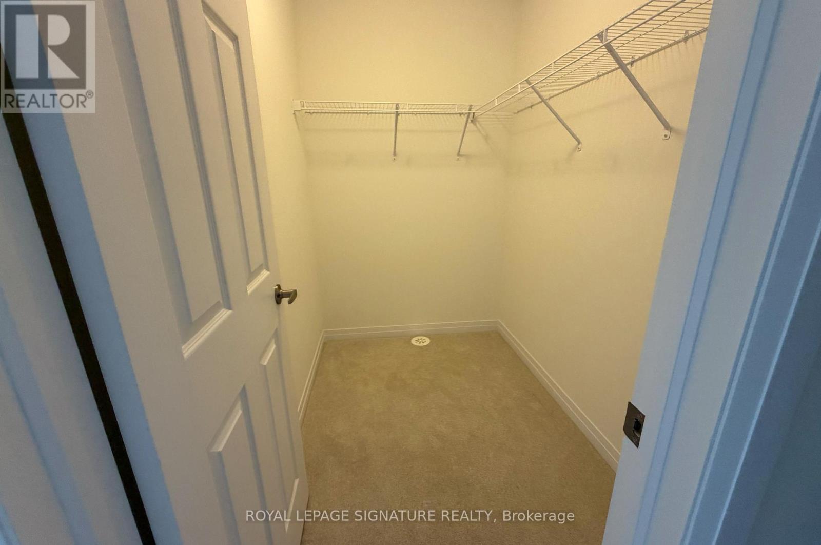29 Pogie Drive, Welland, Ontario  L3B 0P2 - Photo 26 - X12428554