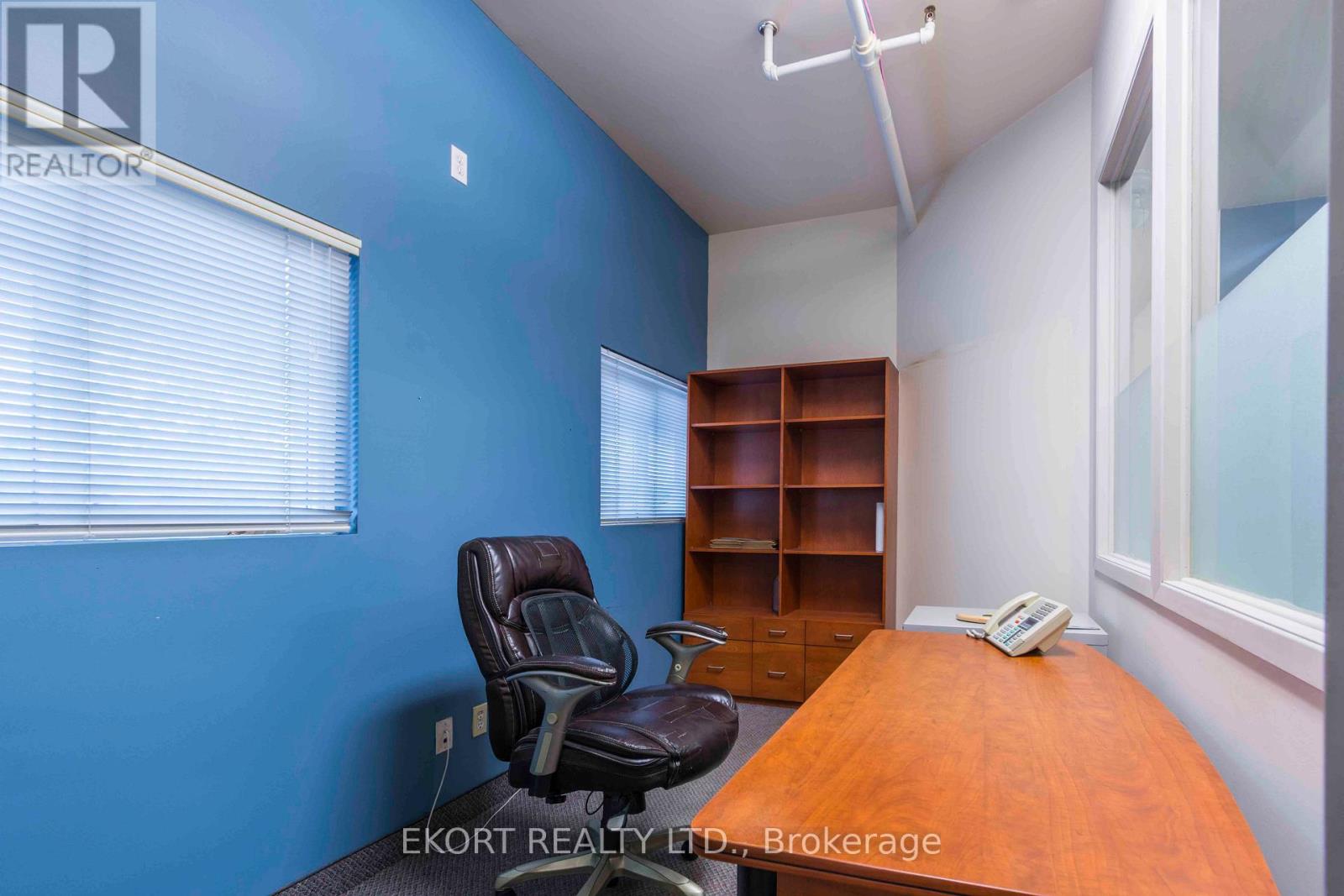 270 West Street, Quinte West, Ontario  K8V 2N3 - Photo 16 - X12350626