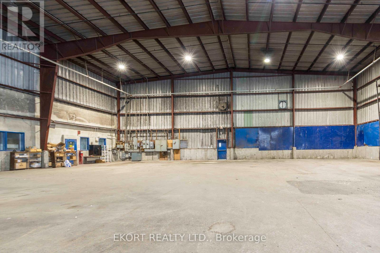 270 West Street, Quinte West, Ontario  K8V 2N3 - Photo 23 - X12350626