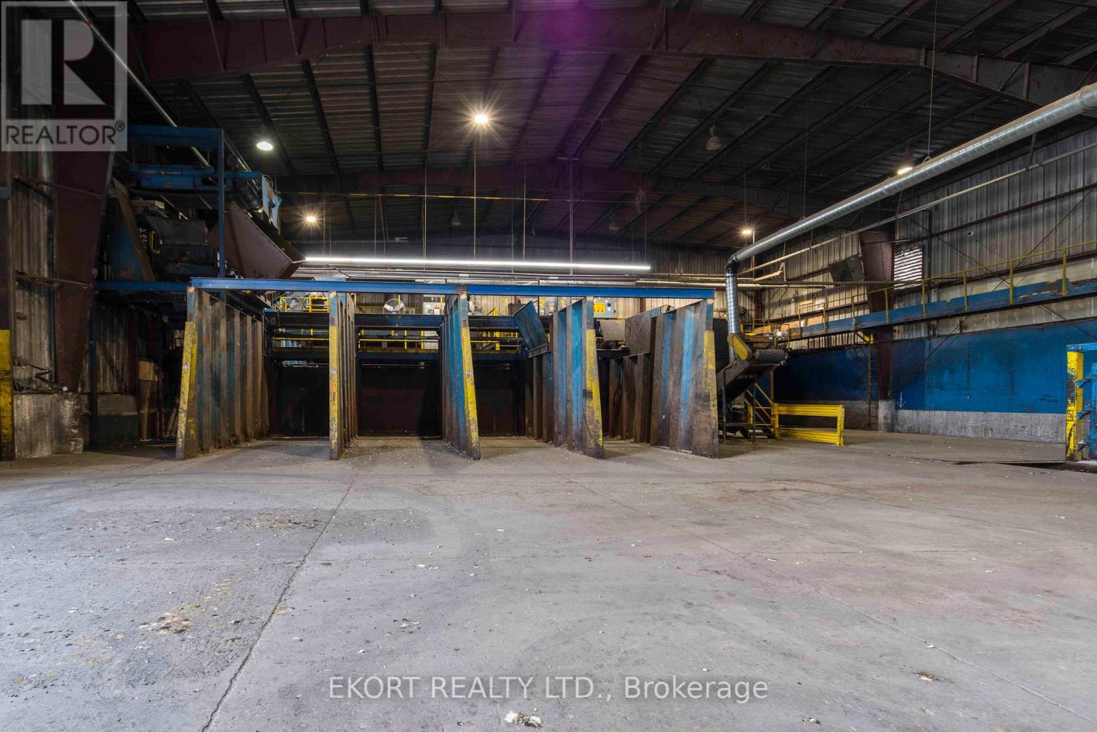 270 West Street, Quinte West, Ontario  K8V 2N3 - Photo 27 - X12350626