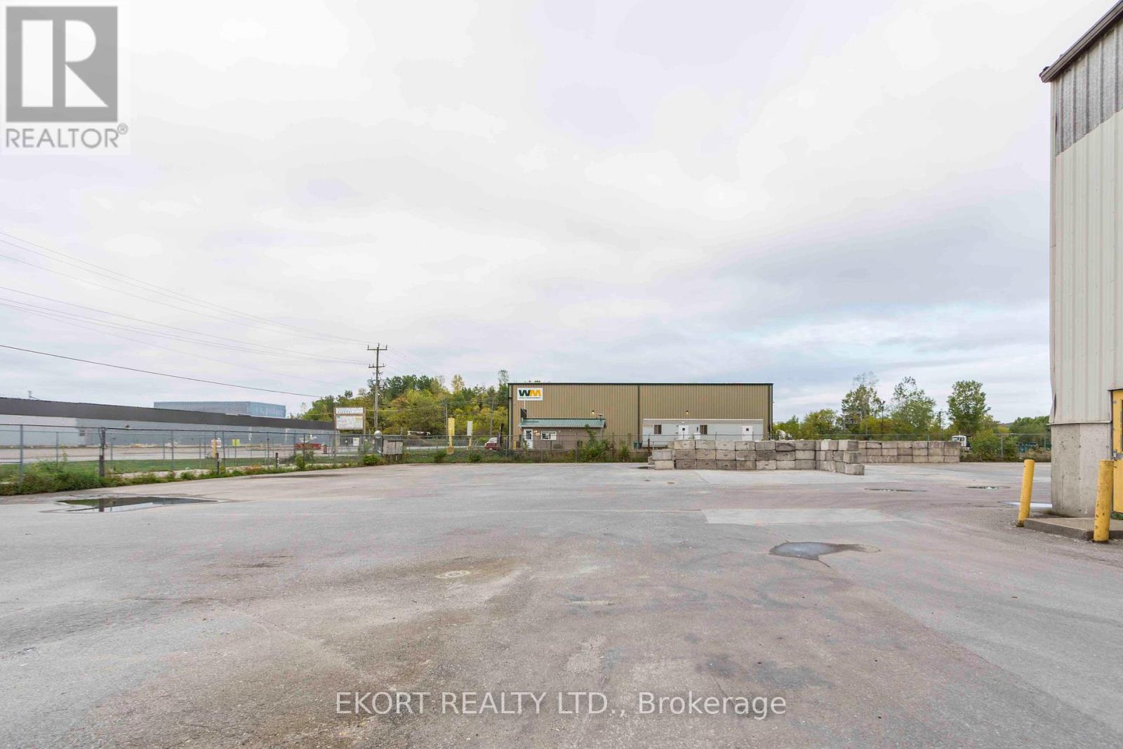 270 West Street, Quinte West, Ontario  K8V 2N3 - Photo 33 - X12350626