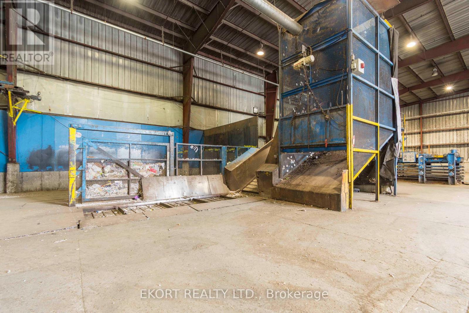 270 West Street, Quinte West, Ontario  K8V 2N3 - Photo 31 - X12350626