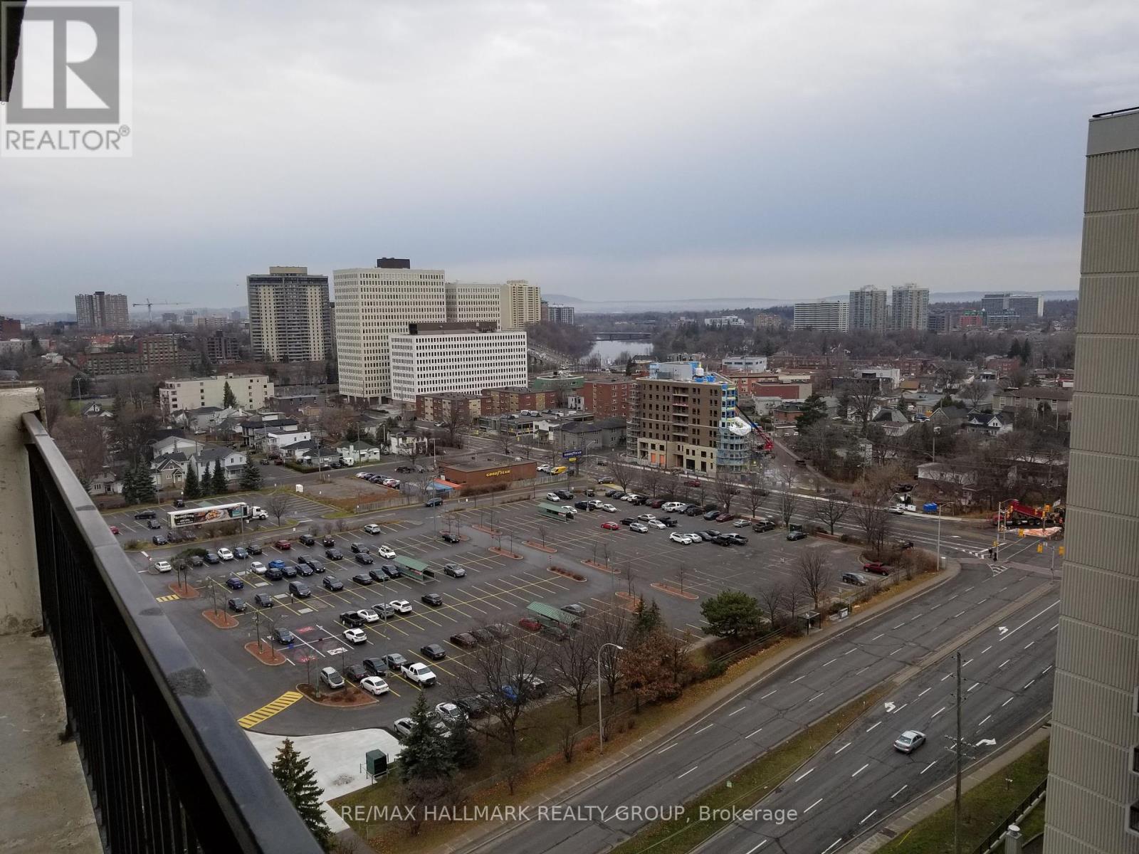 1704 - 158 C Mcarthur Avenue, Ottawa, Ontario  K1L 8E7 - Photo 17 - X12422993
