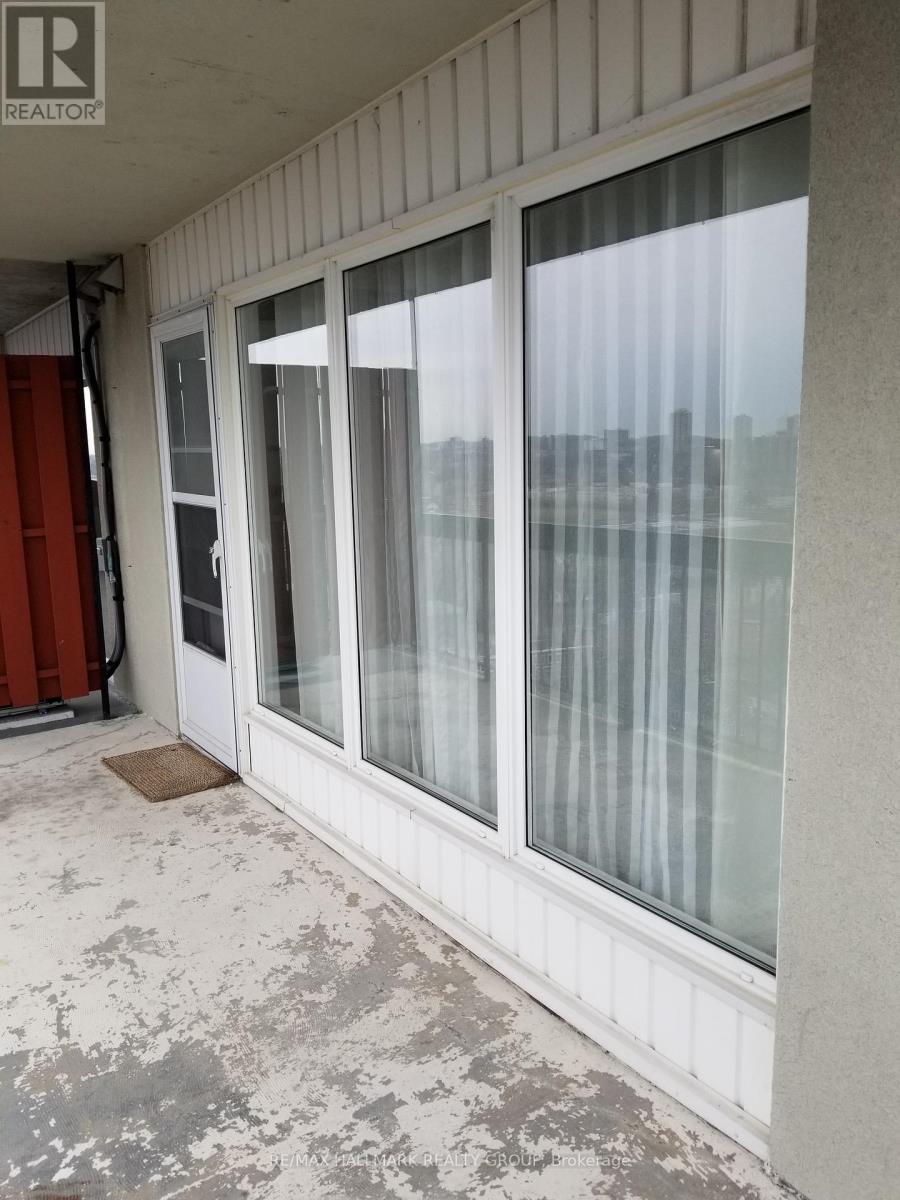 1704 - 158 C Mcarthur Avenue, Ottawa, Ontario  K1L 8E7 - Photo 14 - X12422993