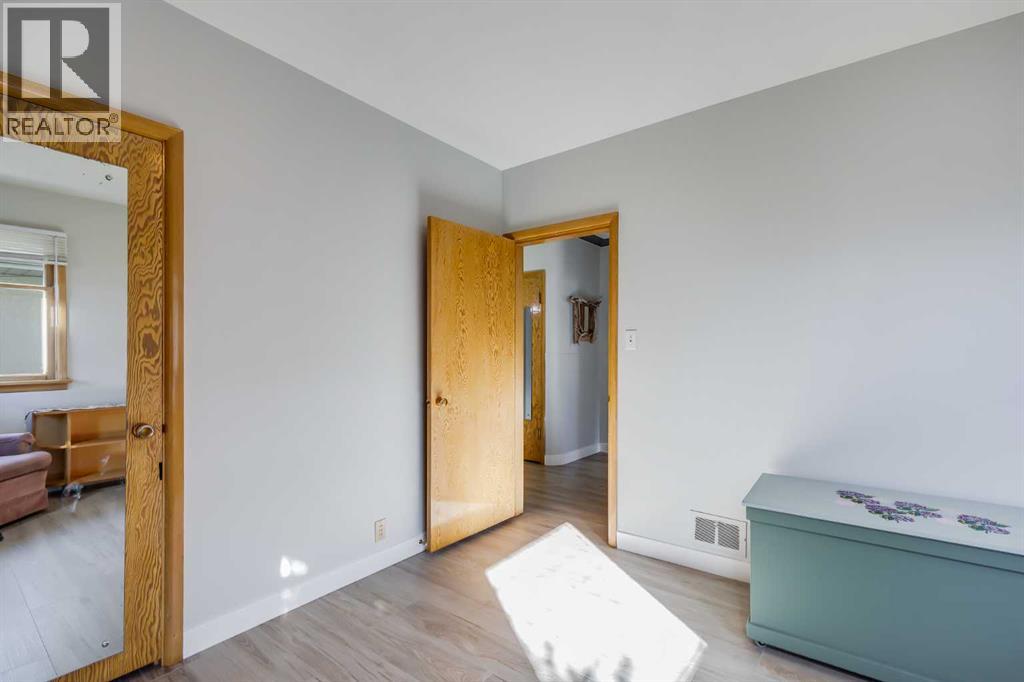 955 15 Avenue Ne, Calgary, Alberta  T2E 1J2 - Photo 12 - A2259956