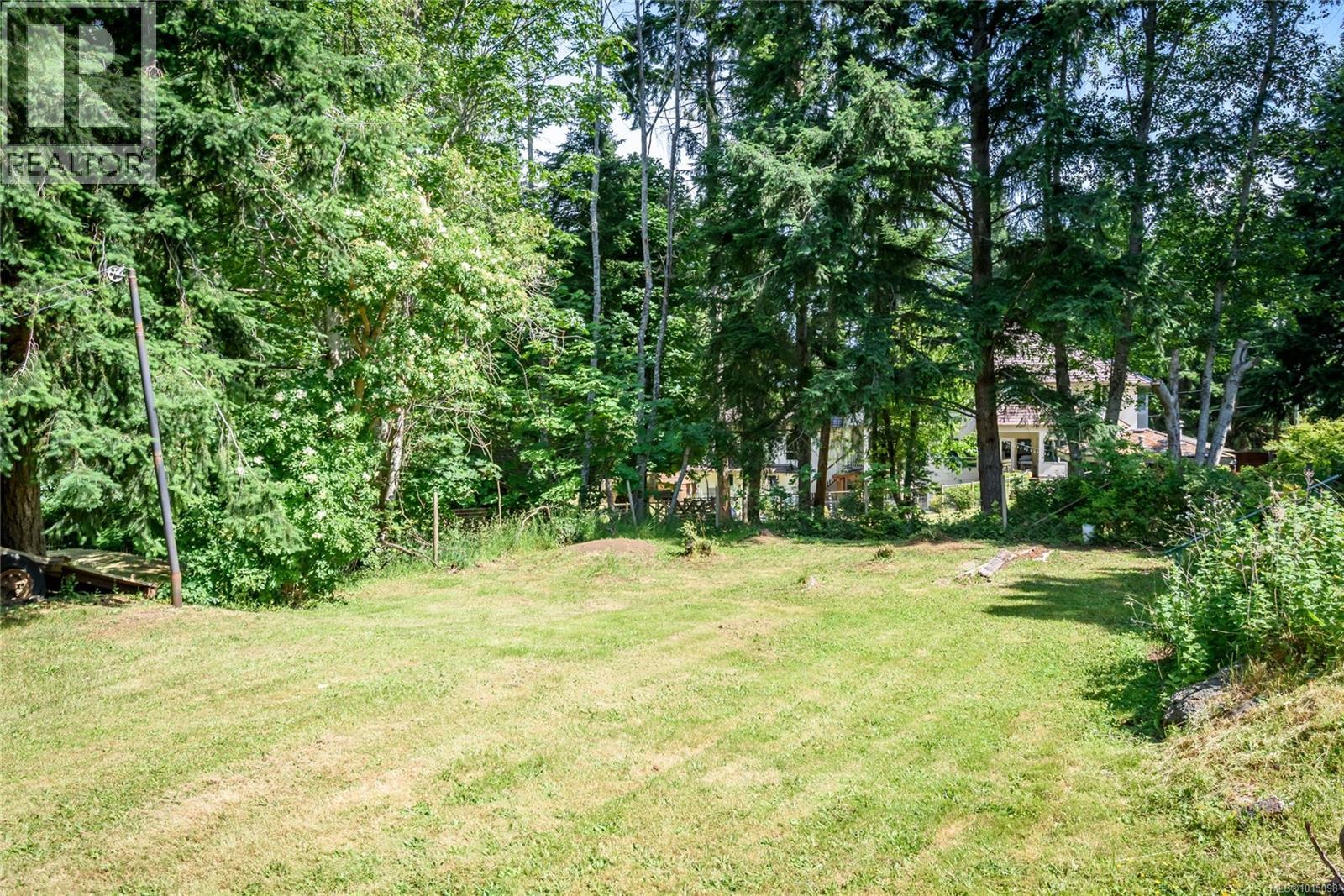 2186 Waveland Rd, Courtenay, British Columbia  V9J 1X8 - Photo 13 - 1015098