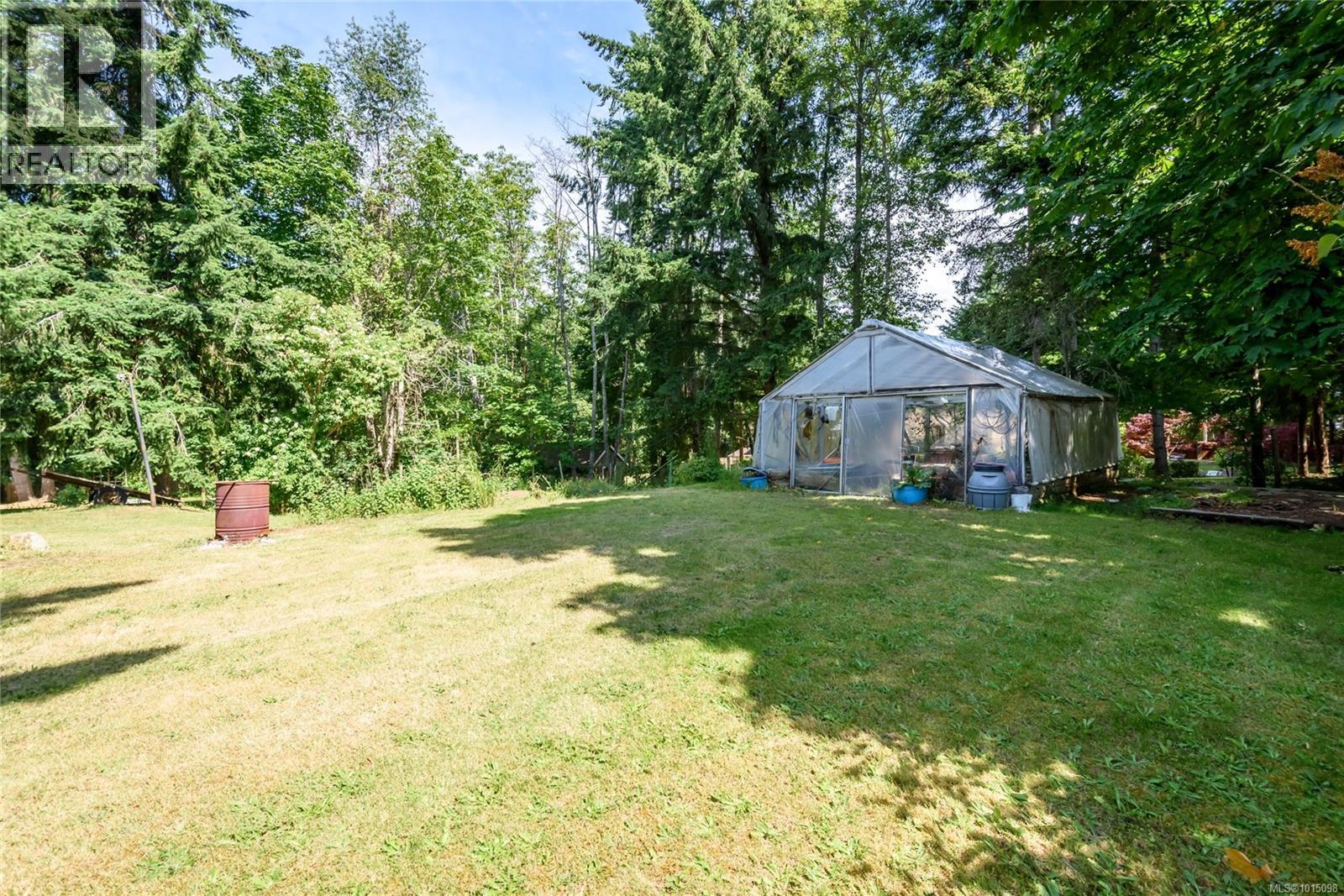 2186 Waveland Rd, Courtenay, British Columbia  V9J 1X8 - Photo 15 - 1015098