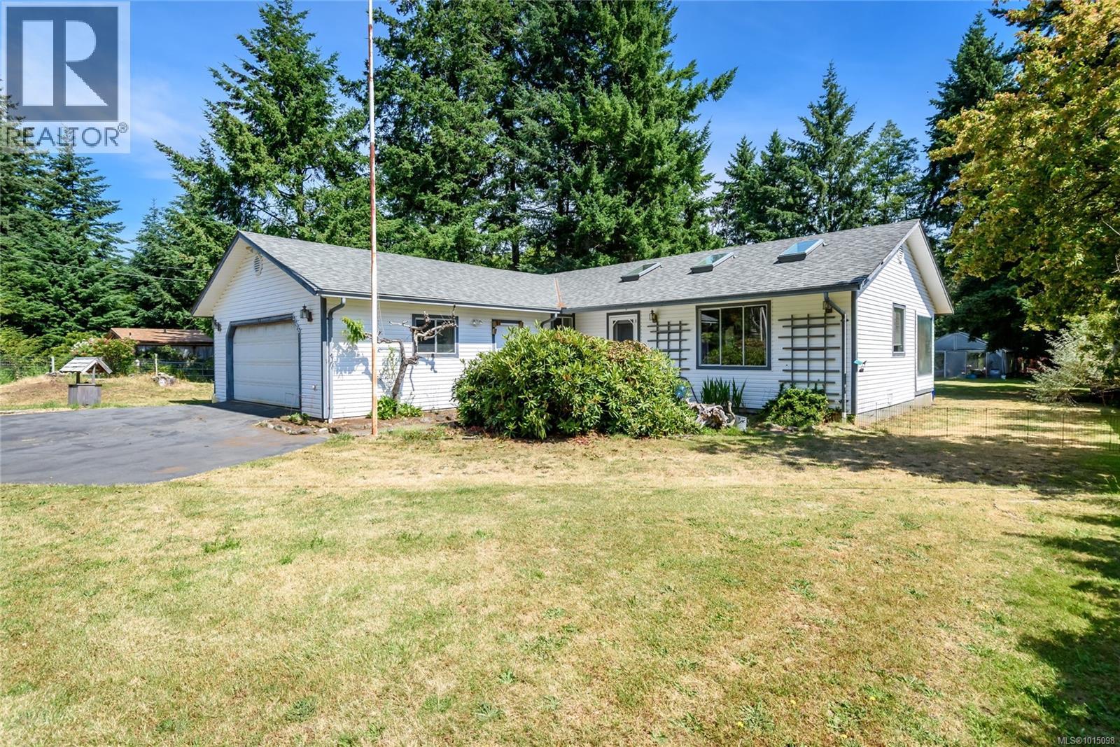 2186 Waveland Rd, Courtenay, British Columbia  V9J 1X8 - Photo 18 - 1015098