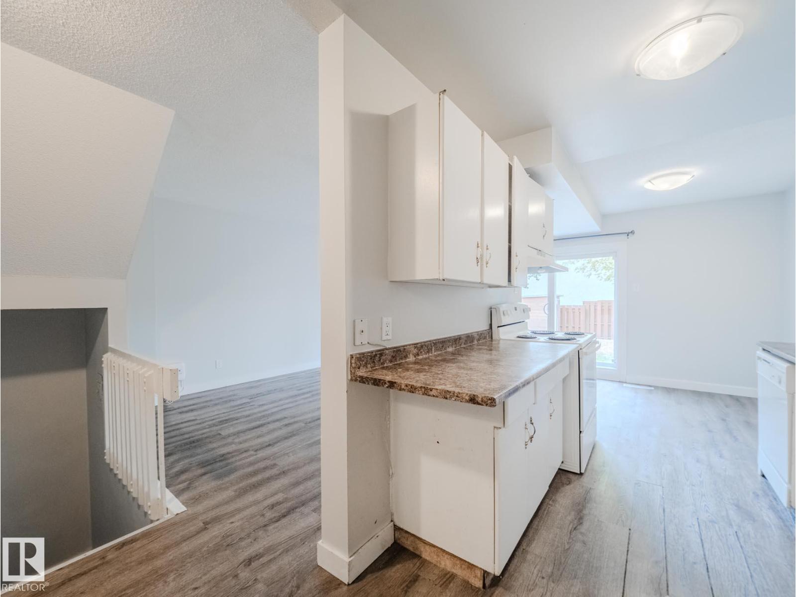 #f 16405 89 Av Nw, Edmonton, Alberta  T5R 4S1 - Photo 26 - E4459649