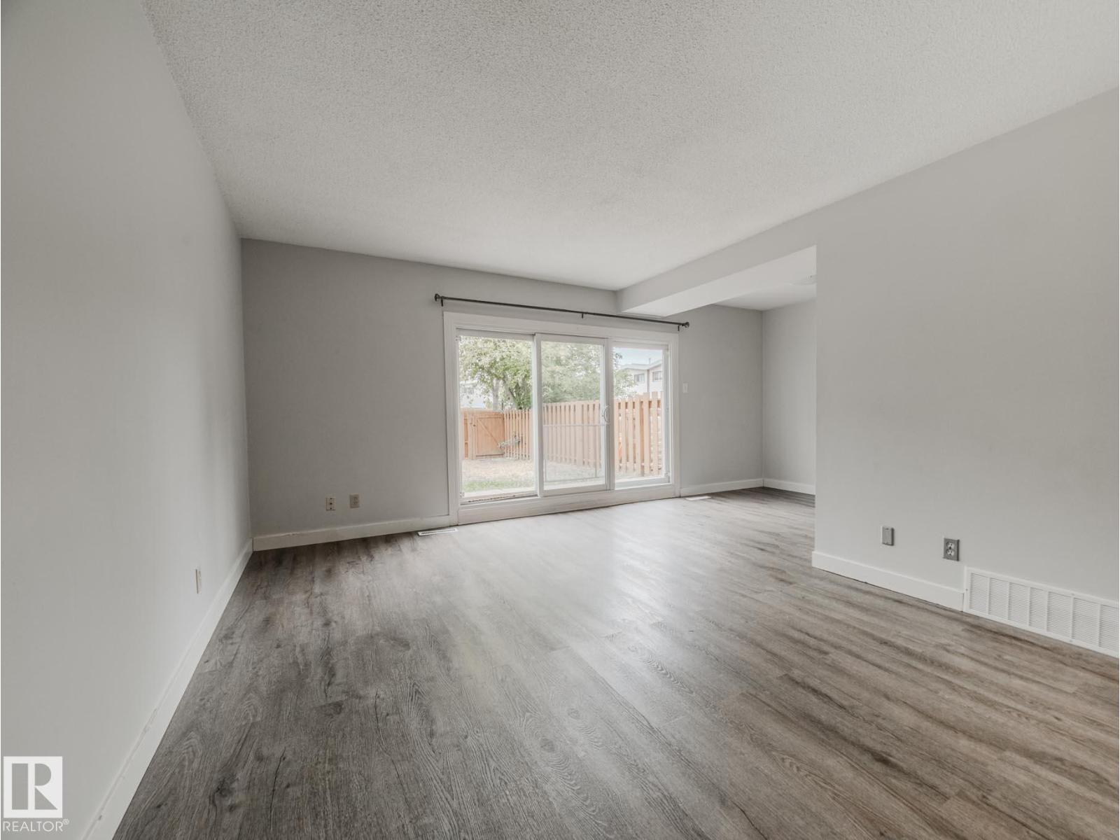 #f 16405 89 Av Nw, Edmonton, Alberta  T5R 4S1 - Photo 10 - E4459649