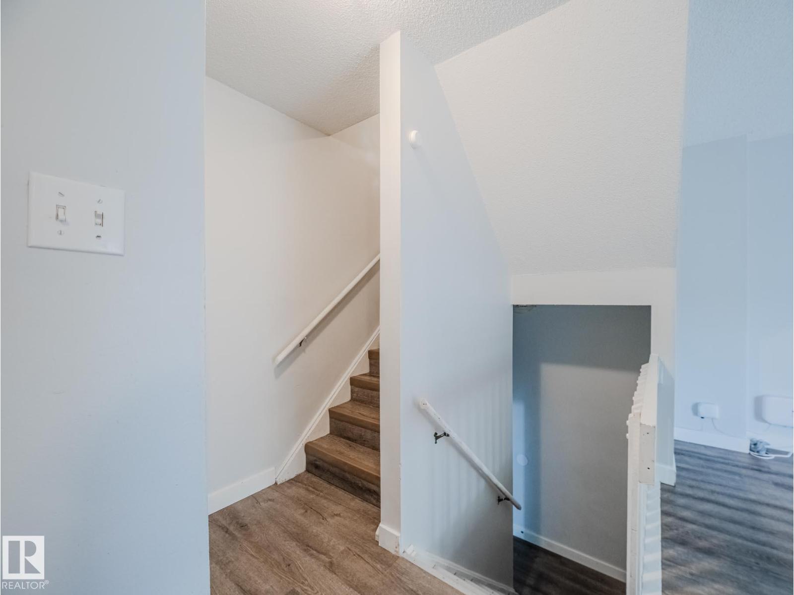 #f 16405 89 Av Nw, Edmonton, Alberta  T5R 4S1 - Photo 27 - E4459649