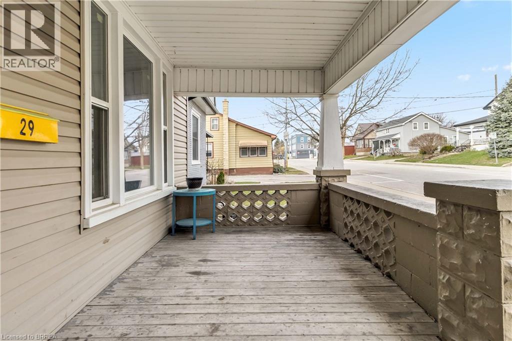 29 London Street, Tillsonburg, Ontario  N4G 2K9 - Photo 3 - 40773800